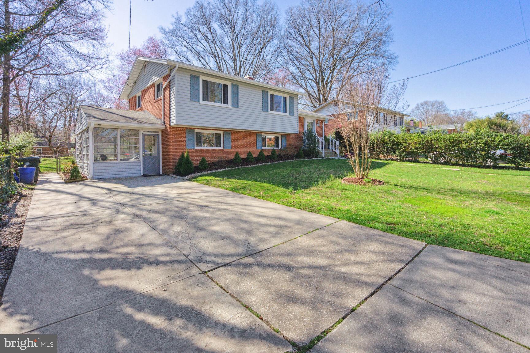 7402 WELLESLEY DRIVE