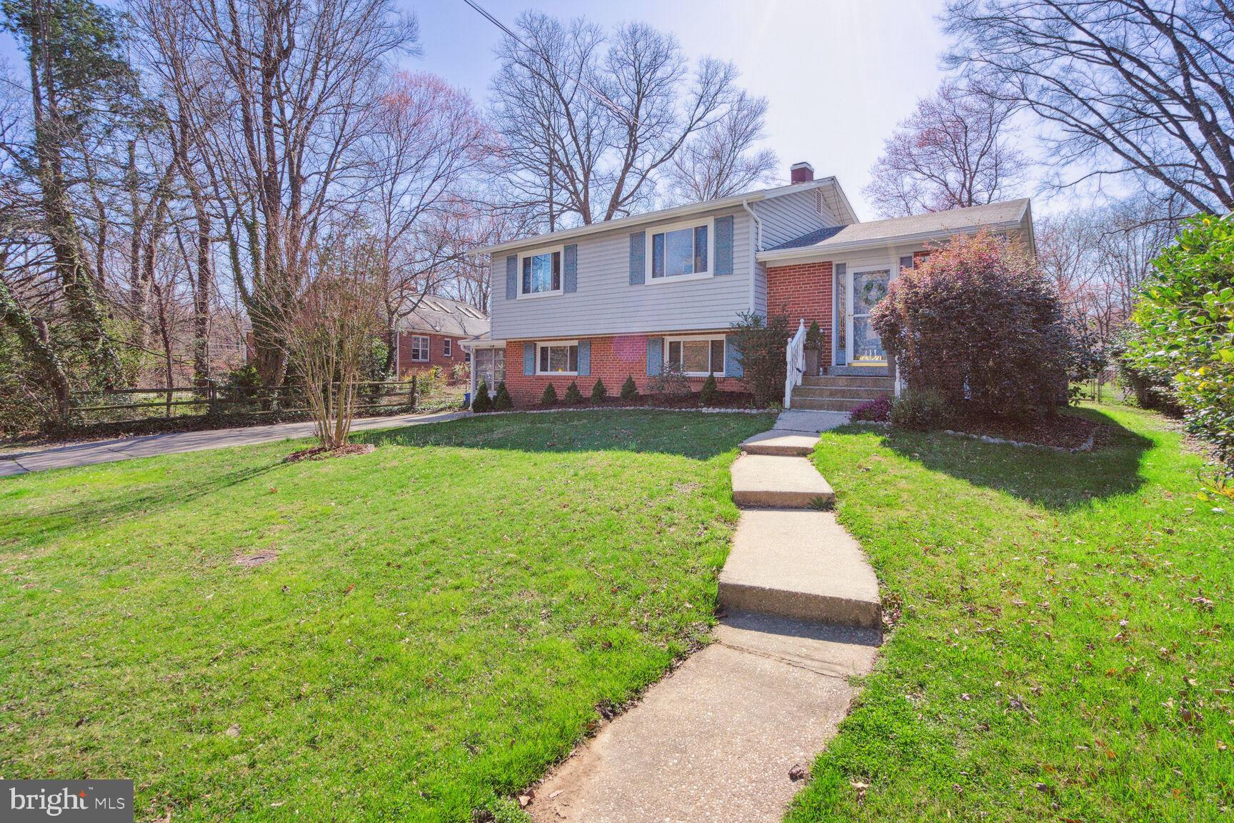 7402 WELLESLEY DRIVE