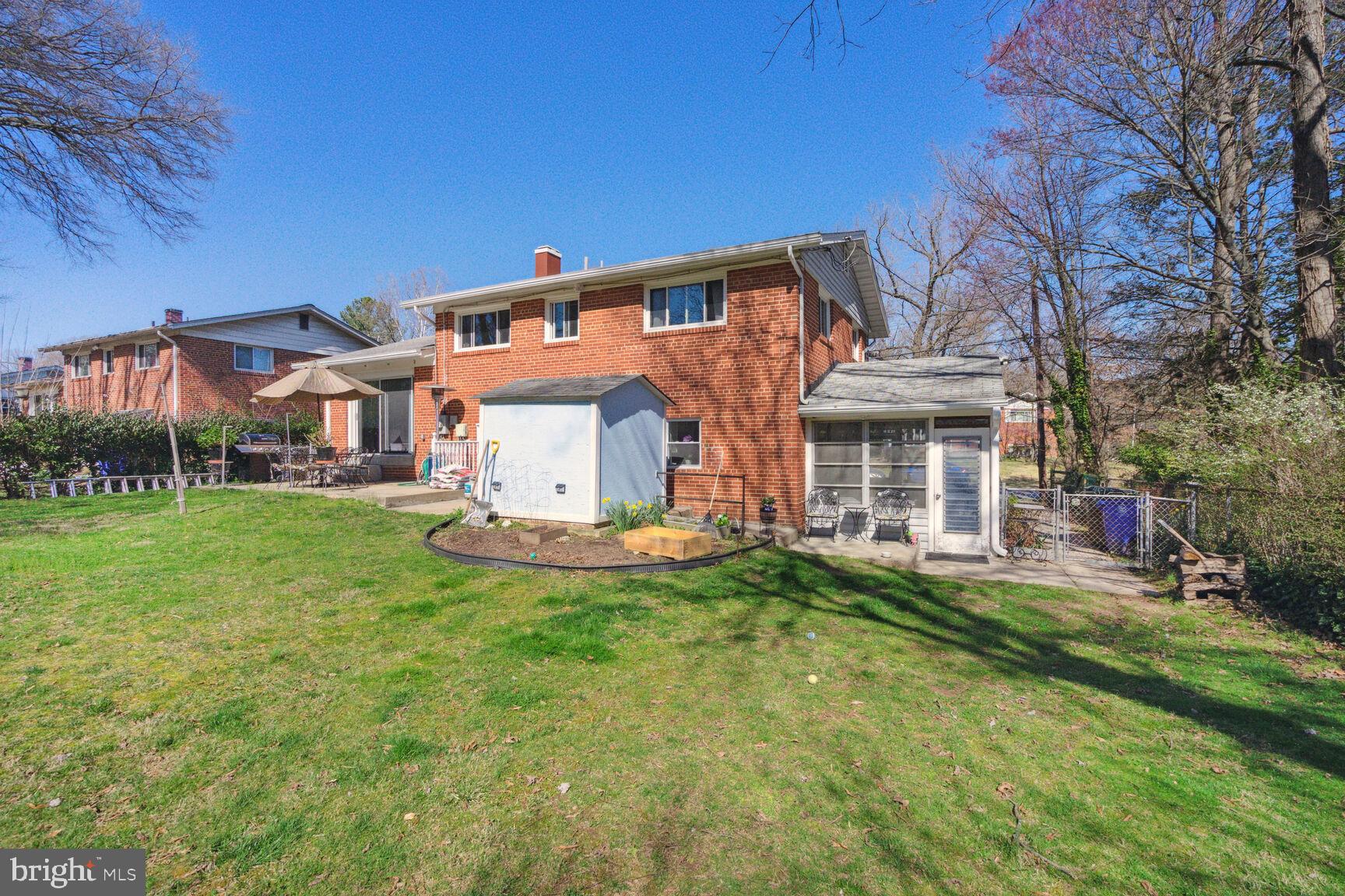 7402 WELLESLEY DRIVE