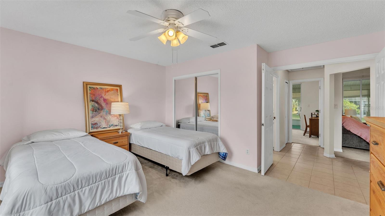 4064 RIVER CREST CIR