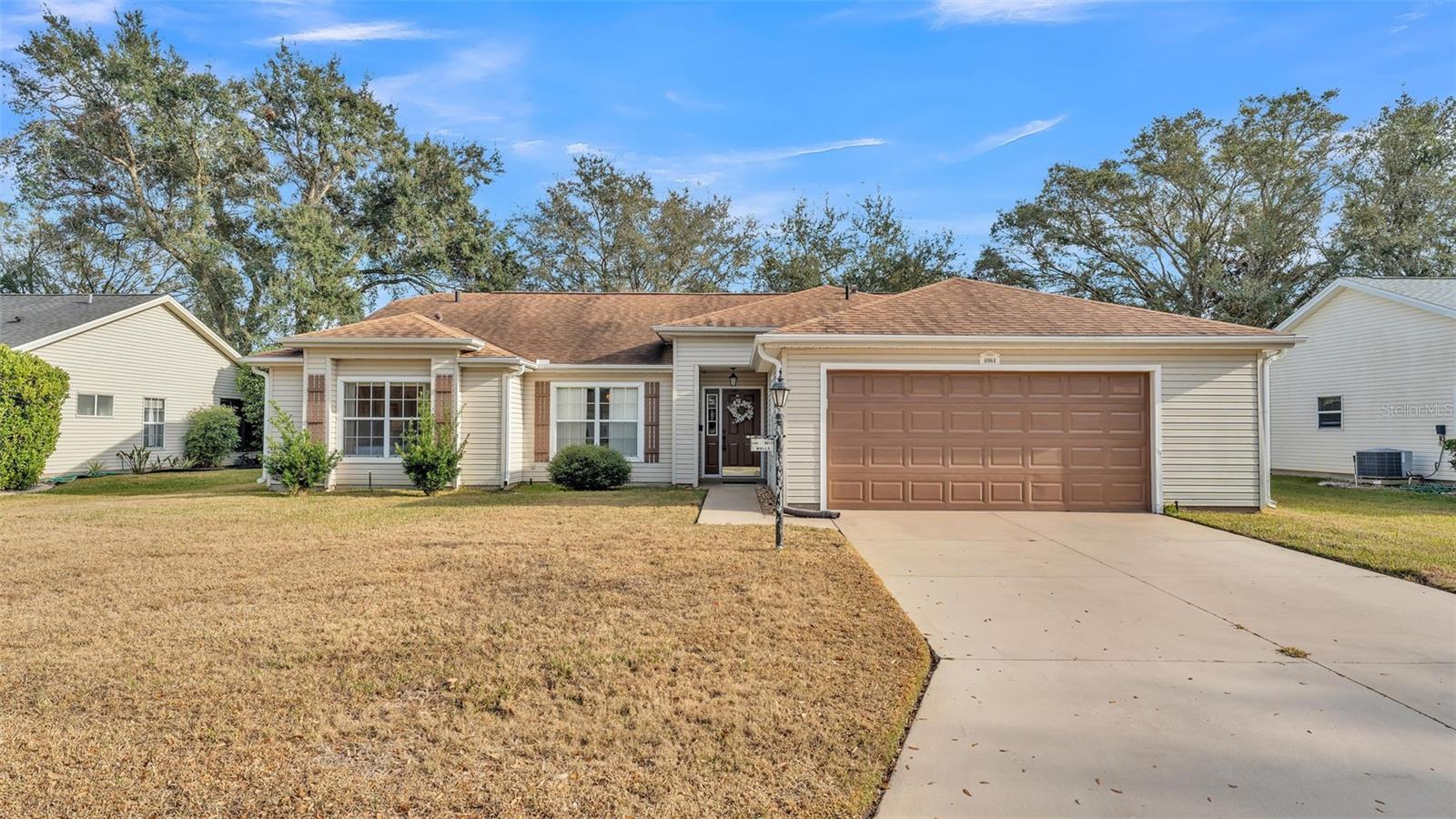 4064 RIVER CREST CIR