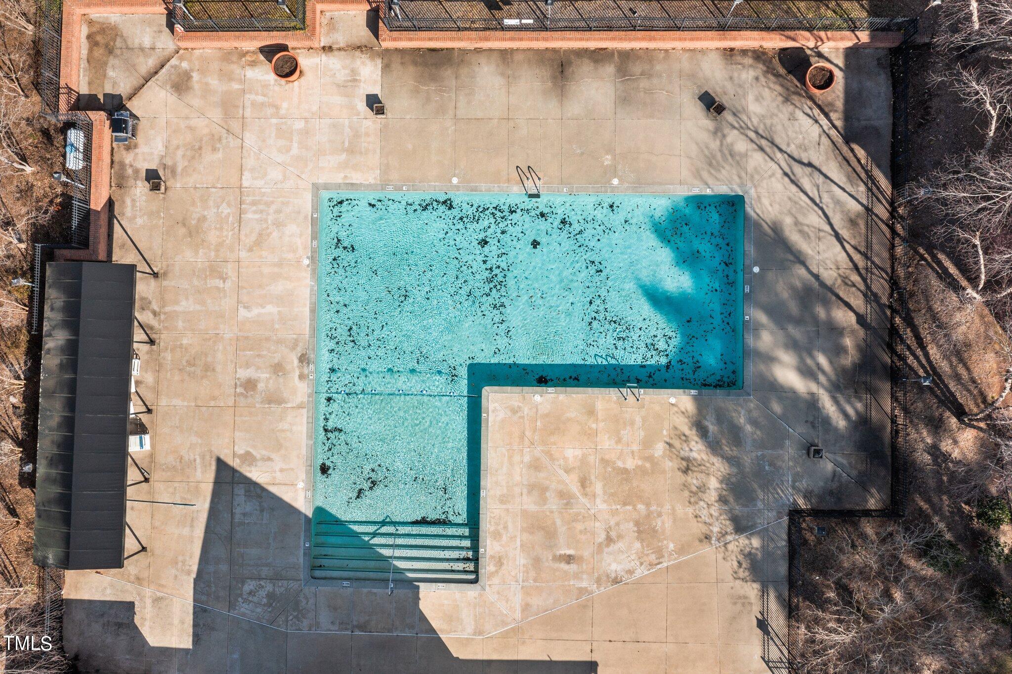 2501 Huntscroft Lane