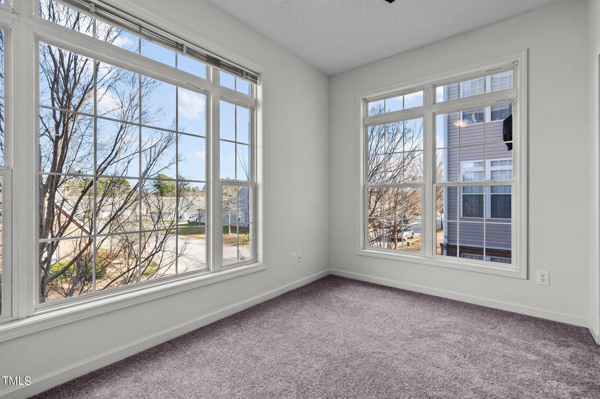 2501 Huntscroft Lane