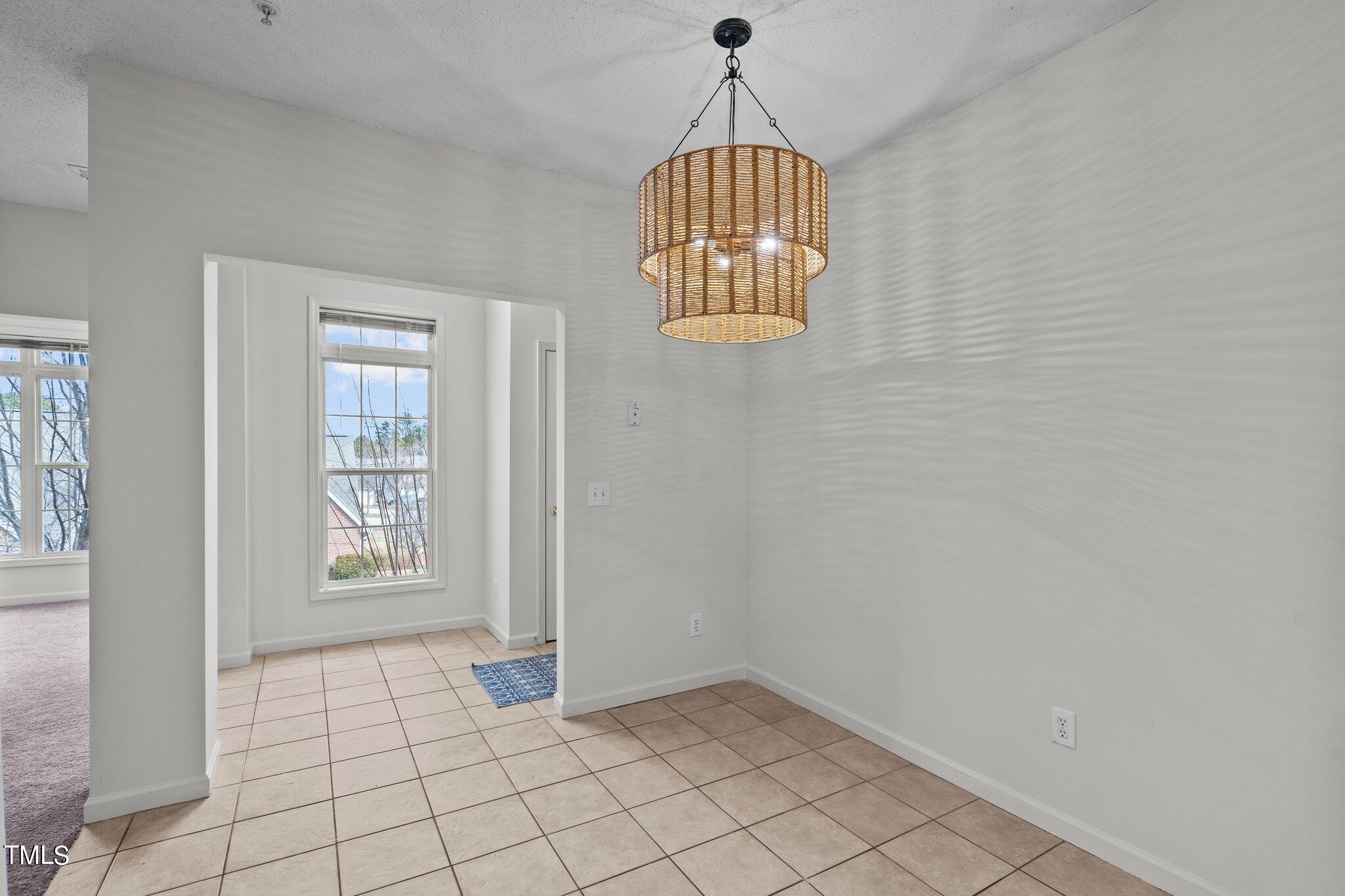 2501 Huntscroft Lane