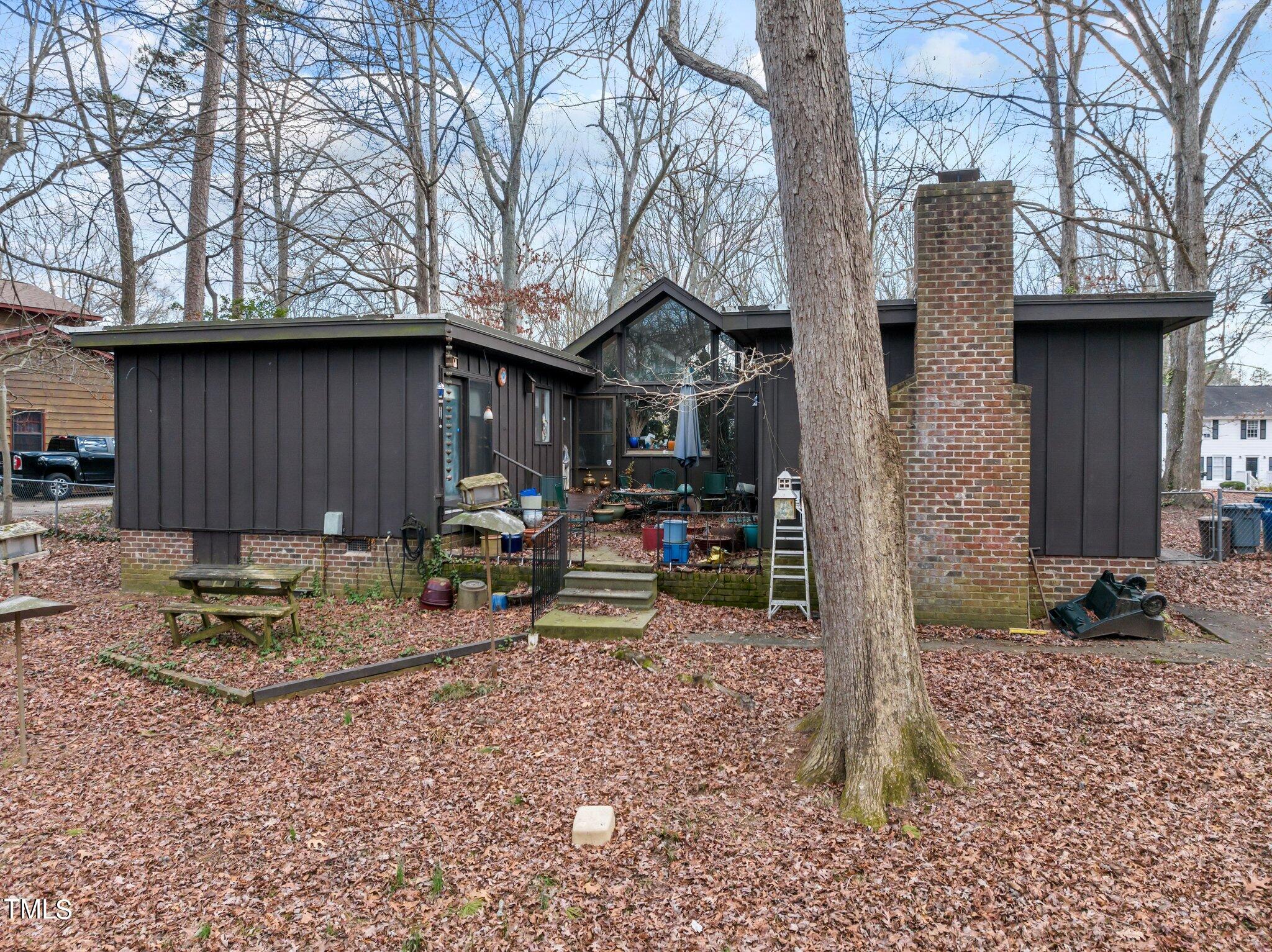 225 Woods Ream Drive