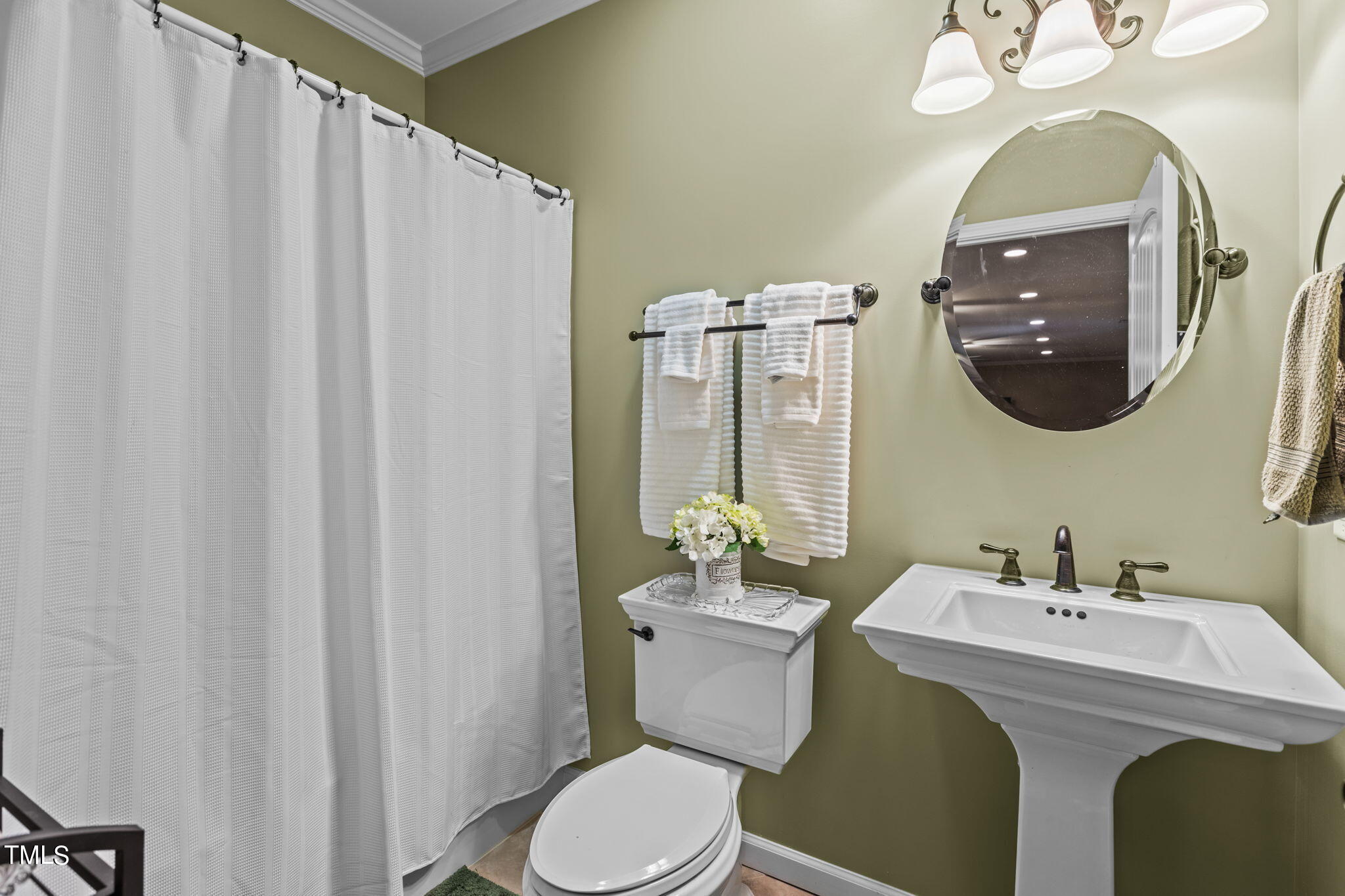 1142 Gaston Manor Drive