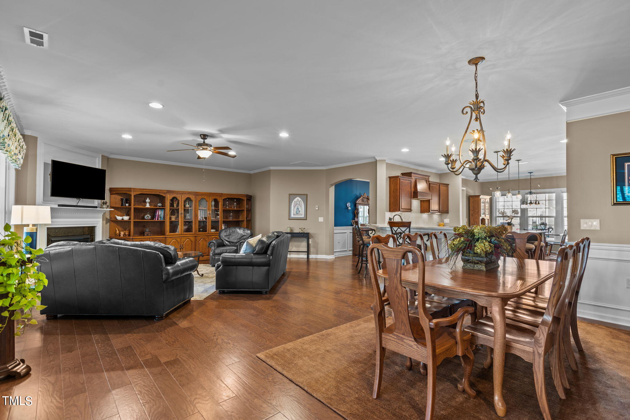 1142 Gaston Manor Drive