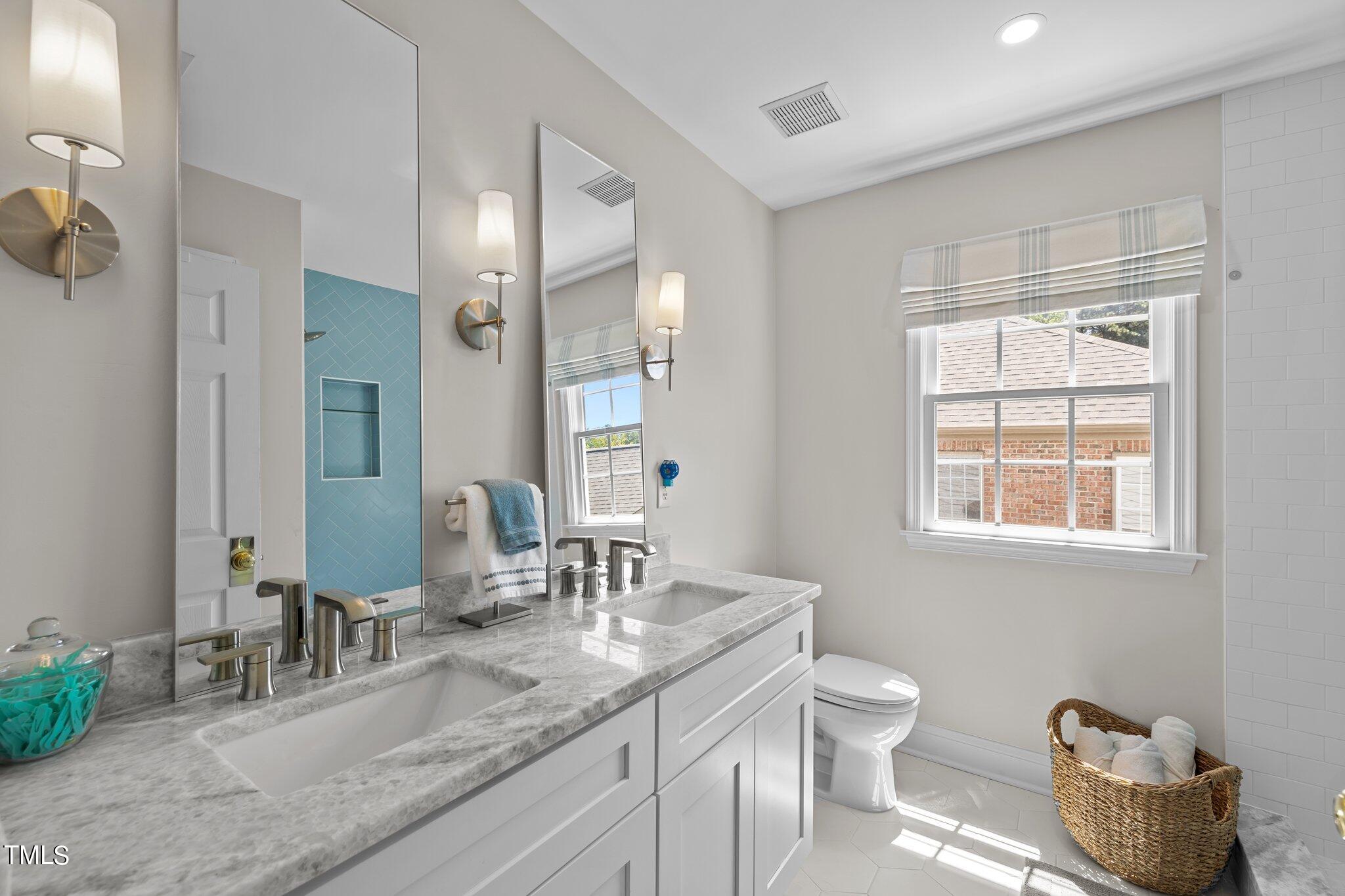 8948 Winged Thistle Court