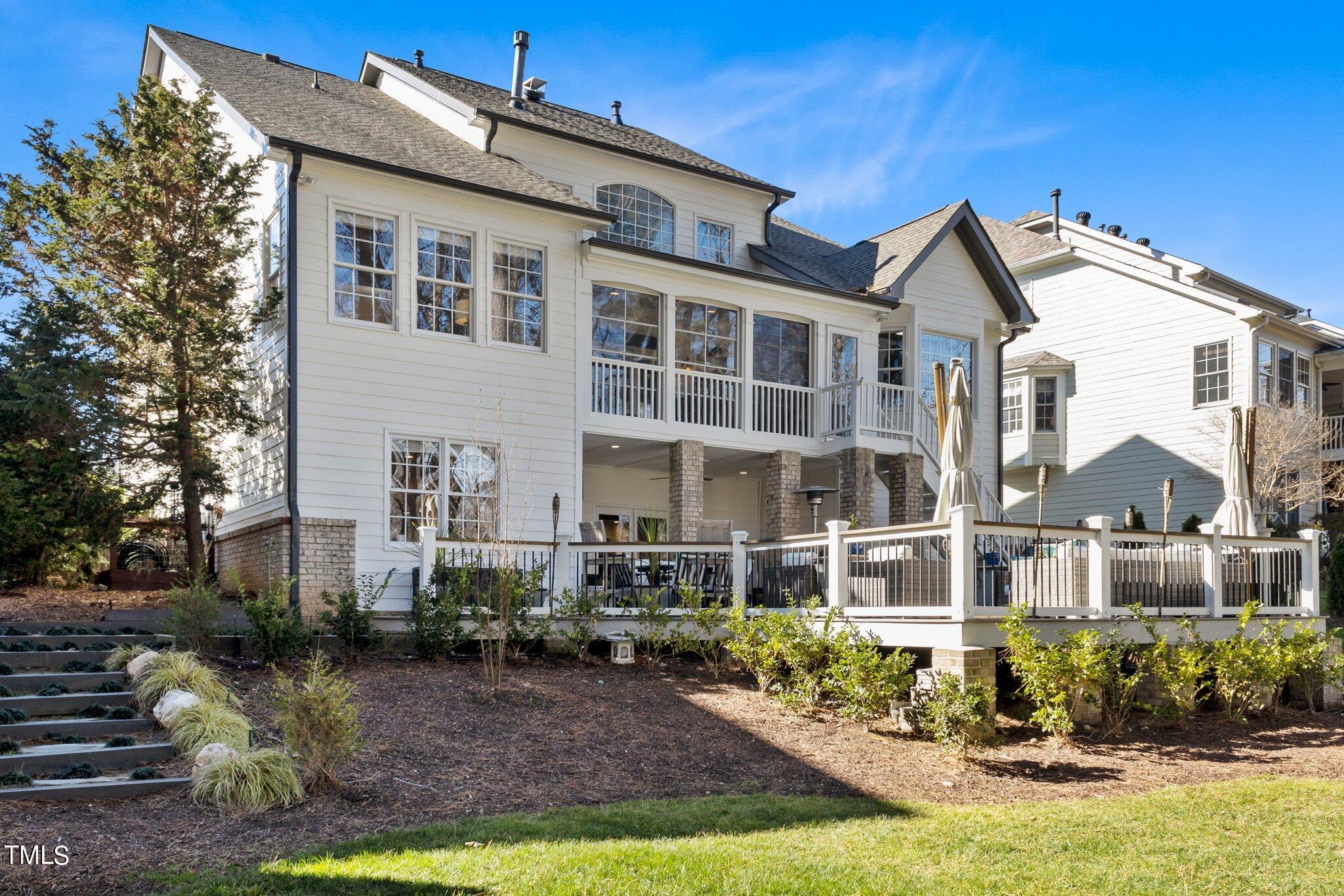 8948 Winged Thistle Court