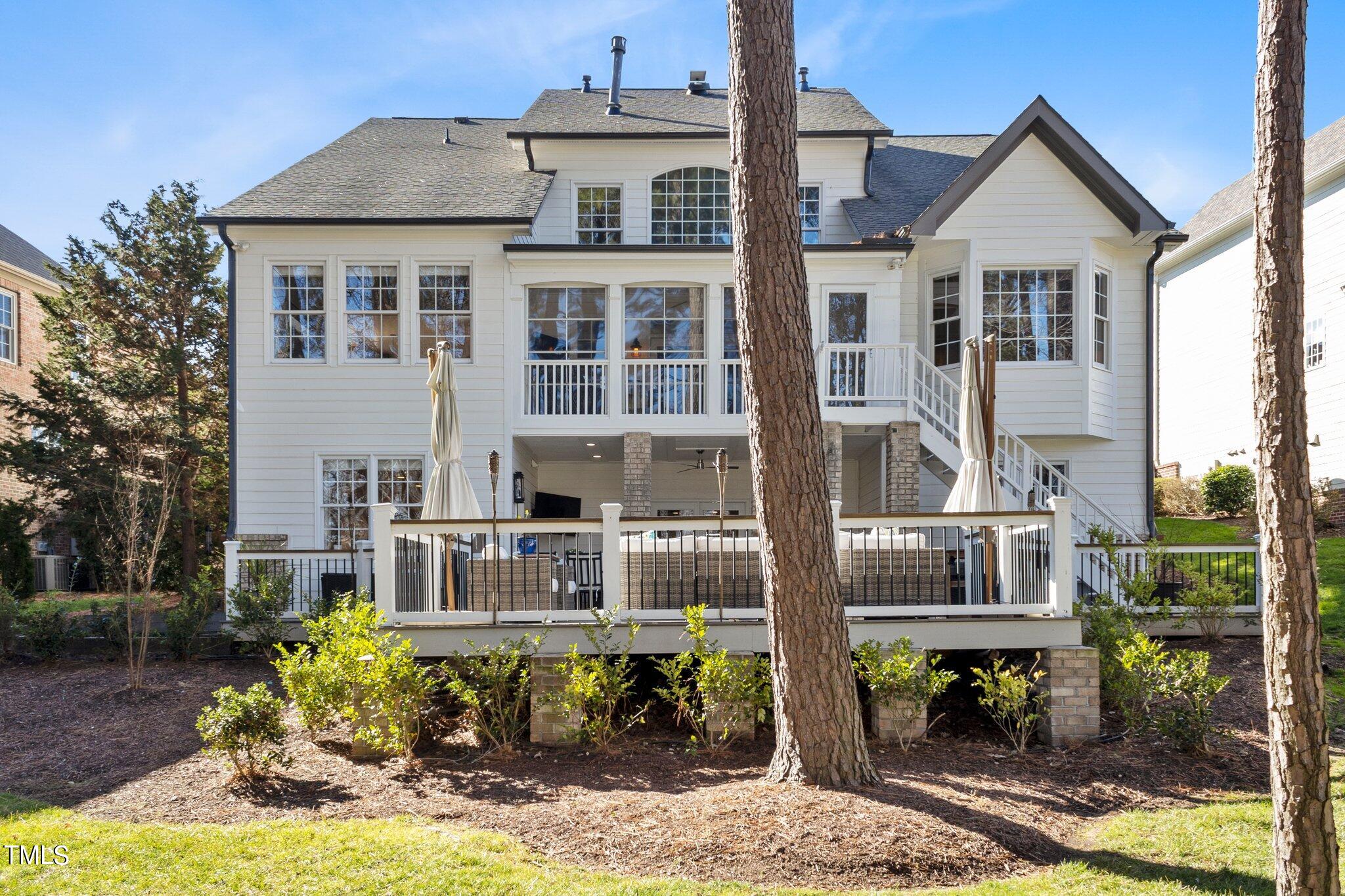 8948 Winged Thistle Court