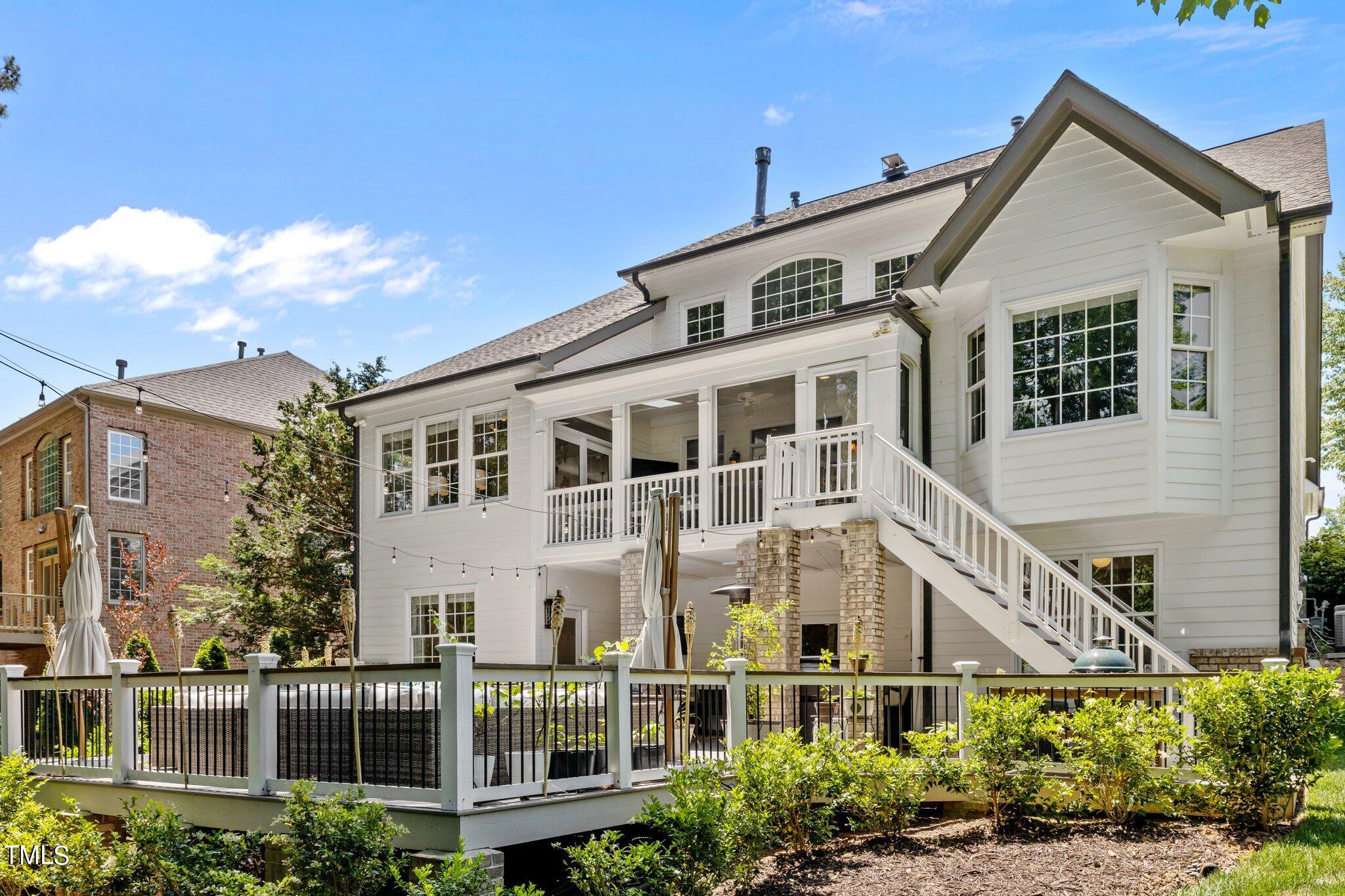 8948 Winged Thistle Court