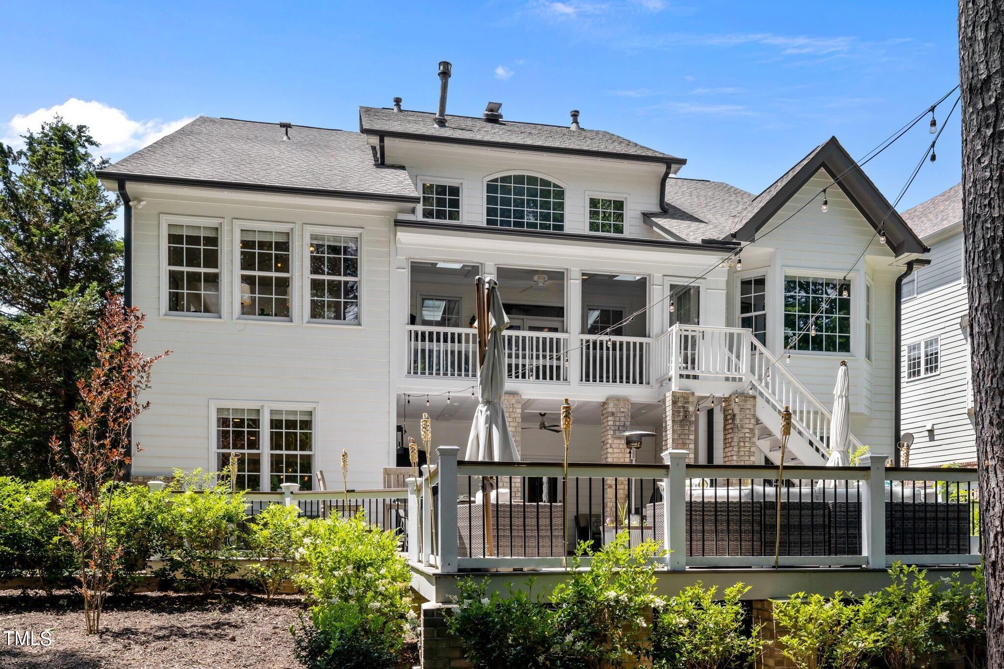 8948 Winged Thistle Court