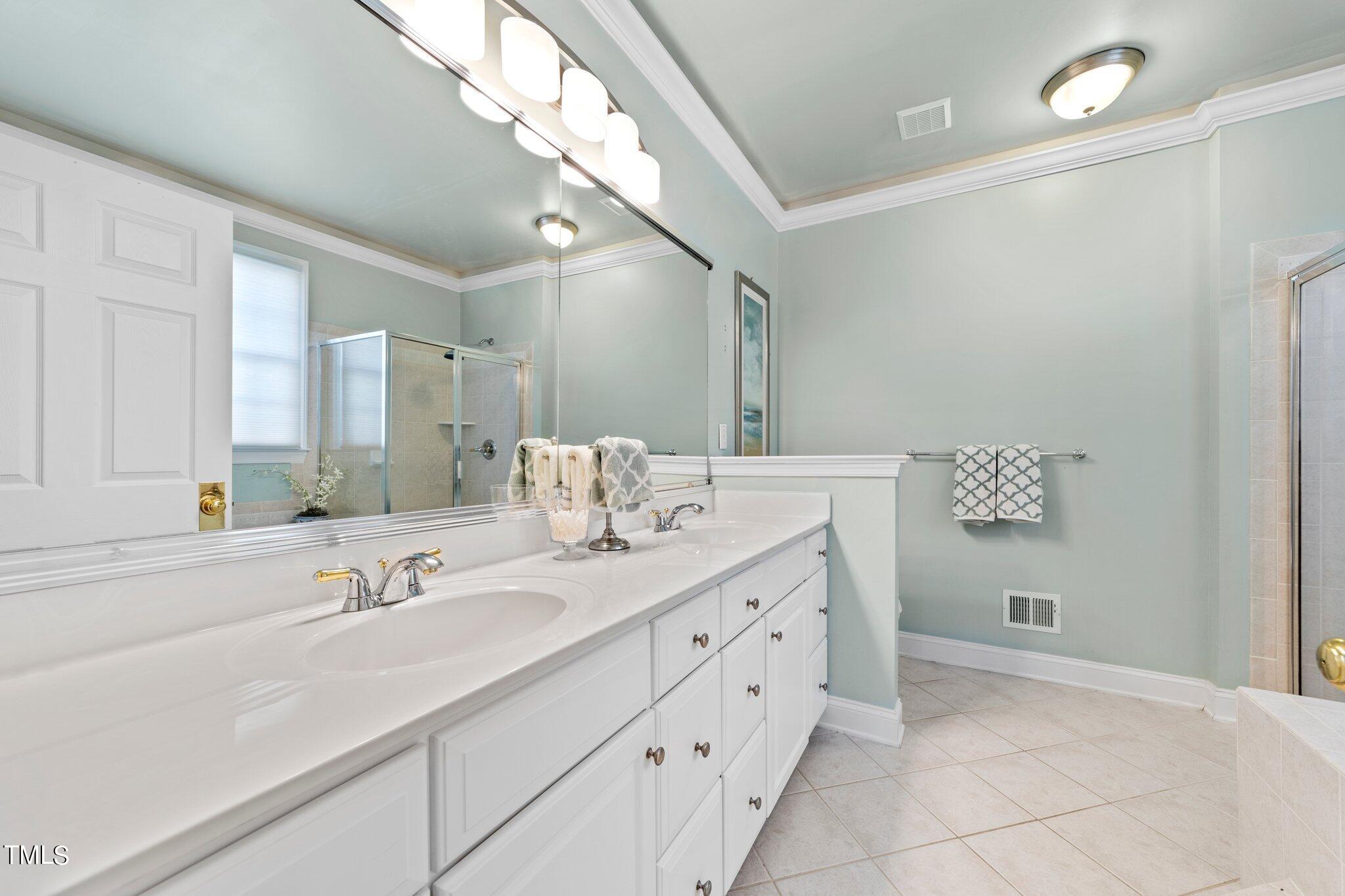 8948 Winged Thistle Court