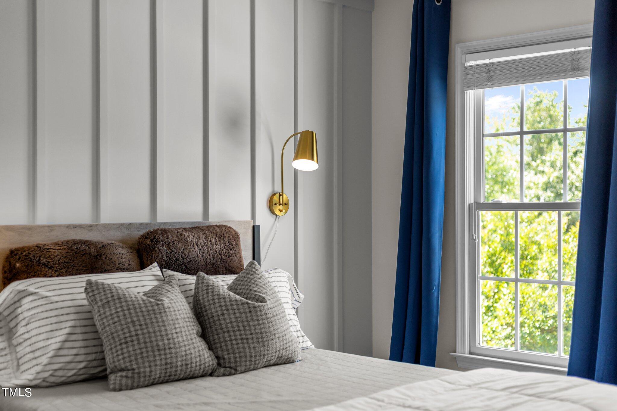 8948 Winged Thistle Court