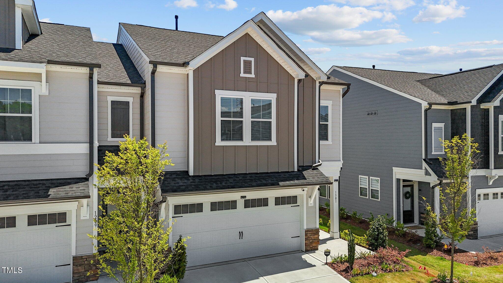 1301 Canary Pepper Drive