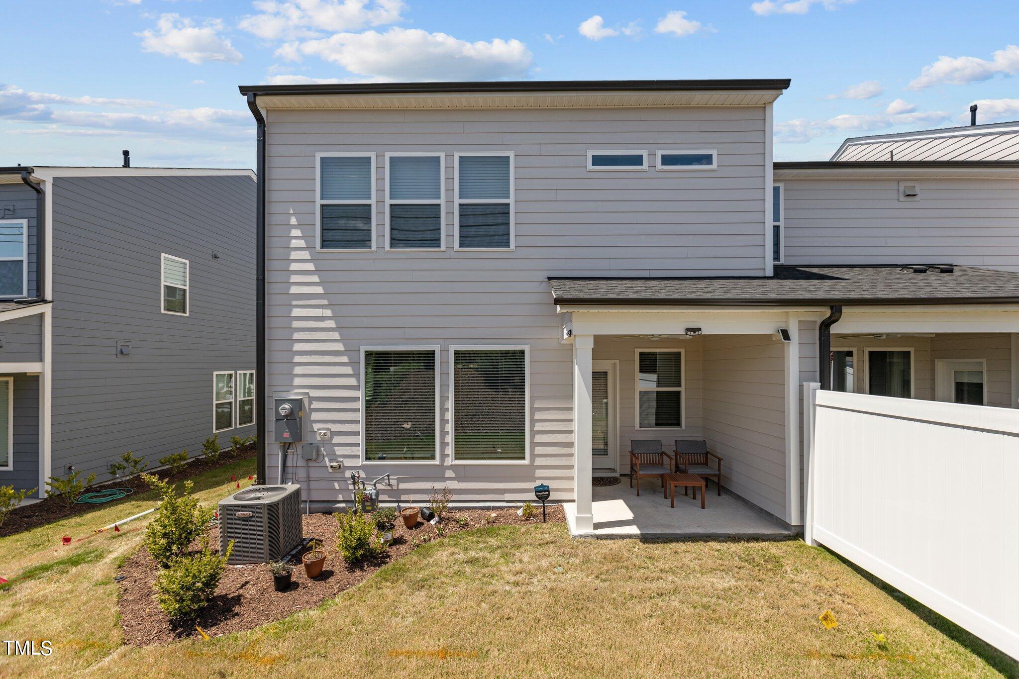 1301 Canary Pepper Drive