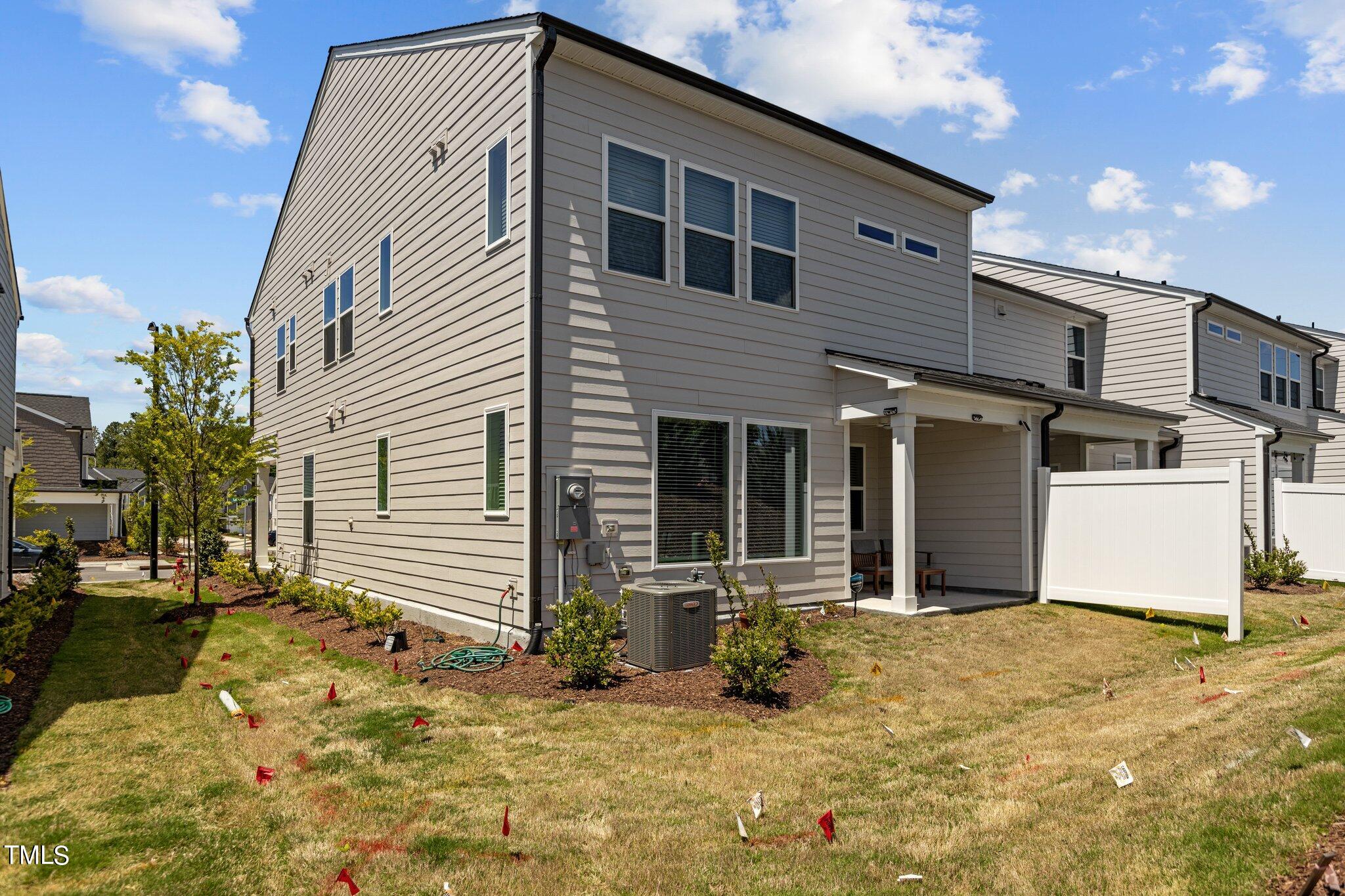 1301 Canary Pepper Drive