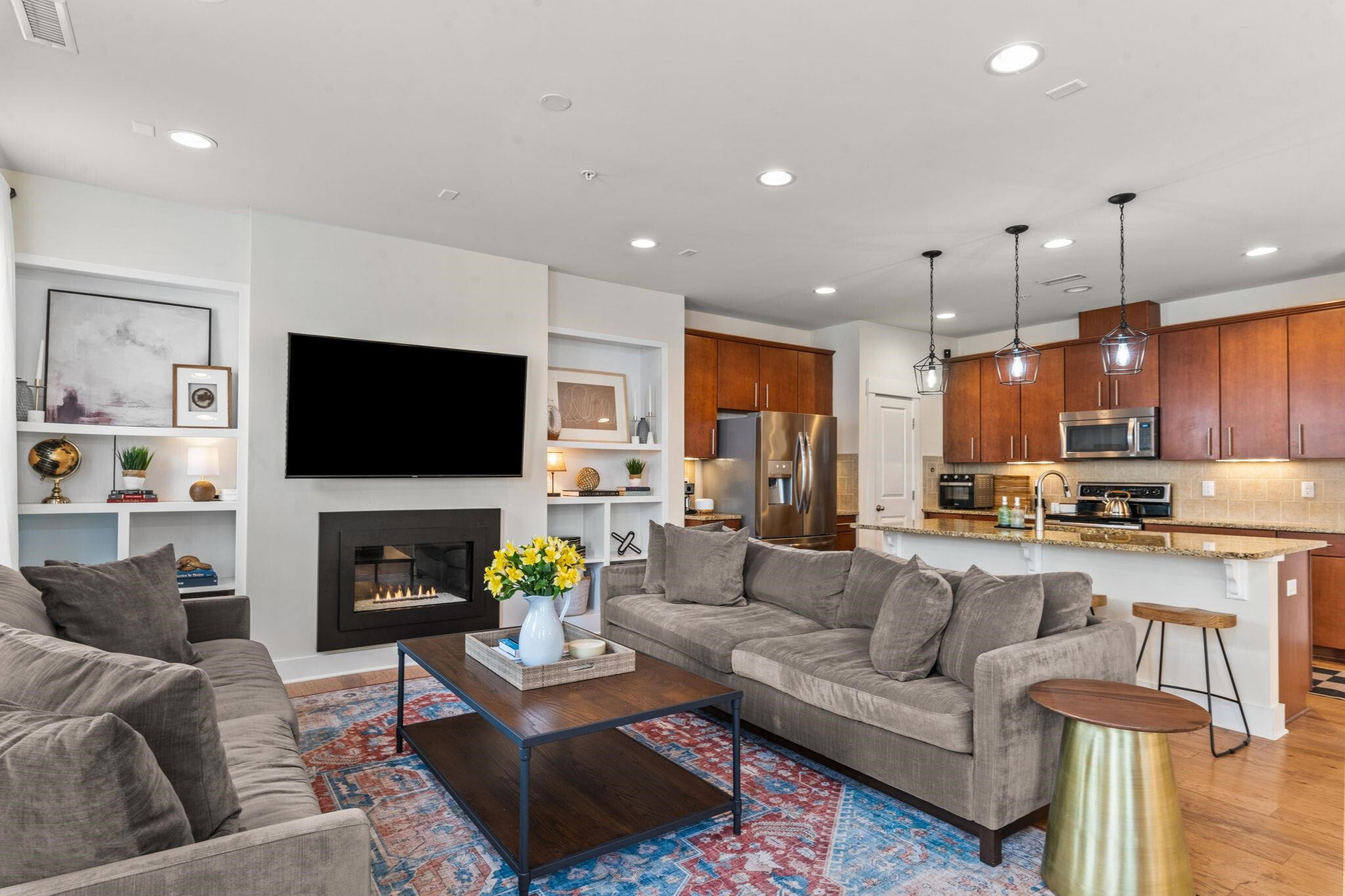 9304 Sevillanos Walk