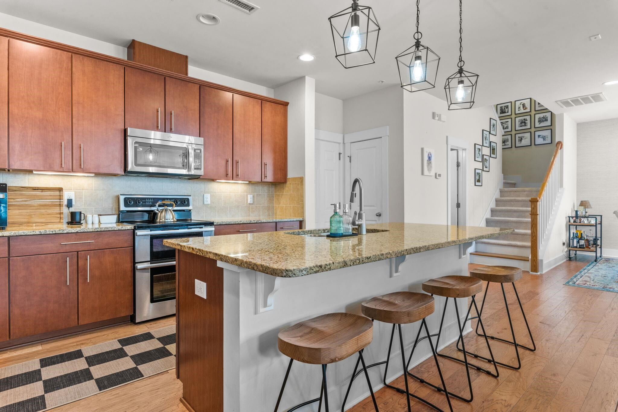 9304 Sevillanos Walk