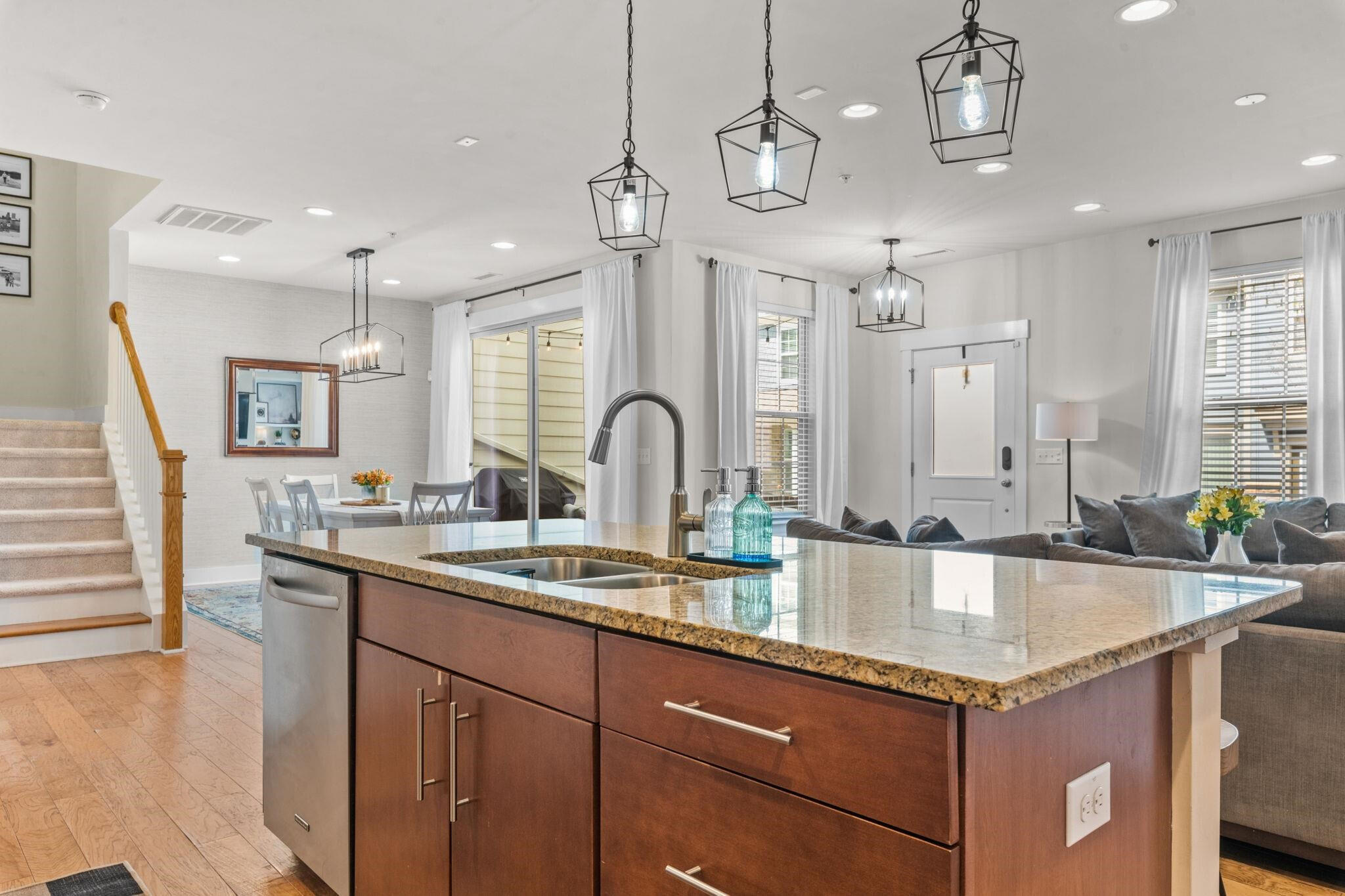 9304 Sevillanos Walk