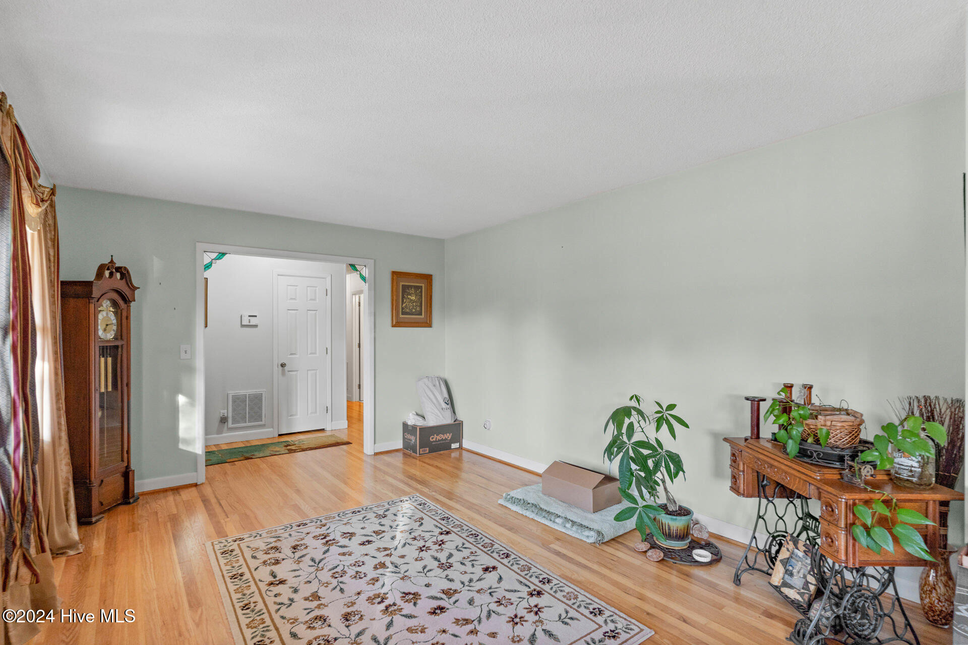 4842 College Acres Drive