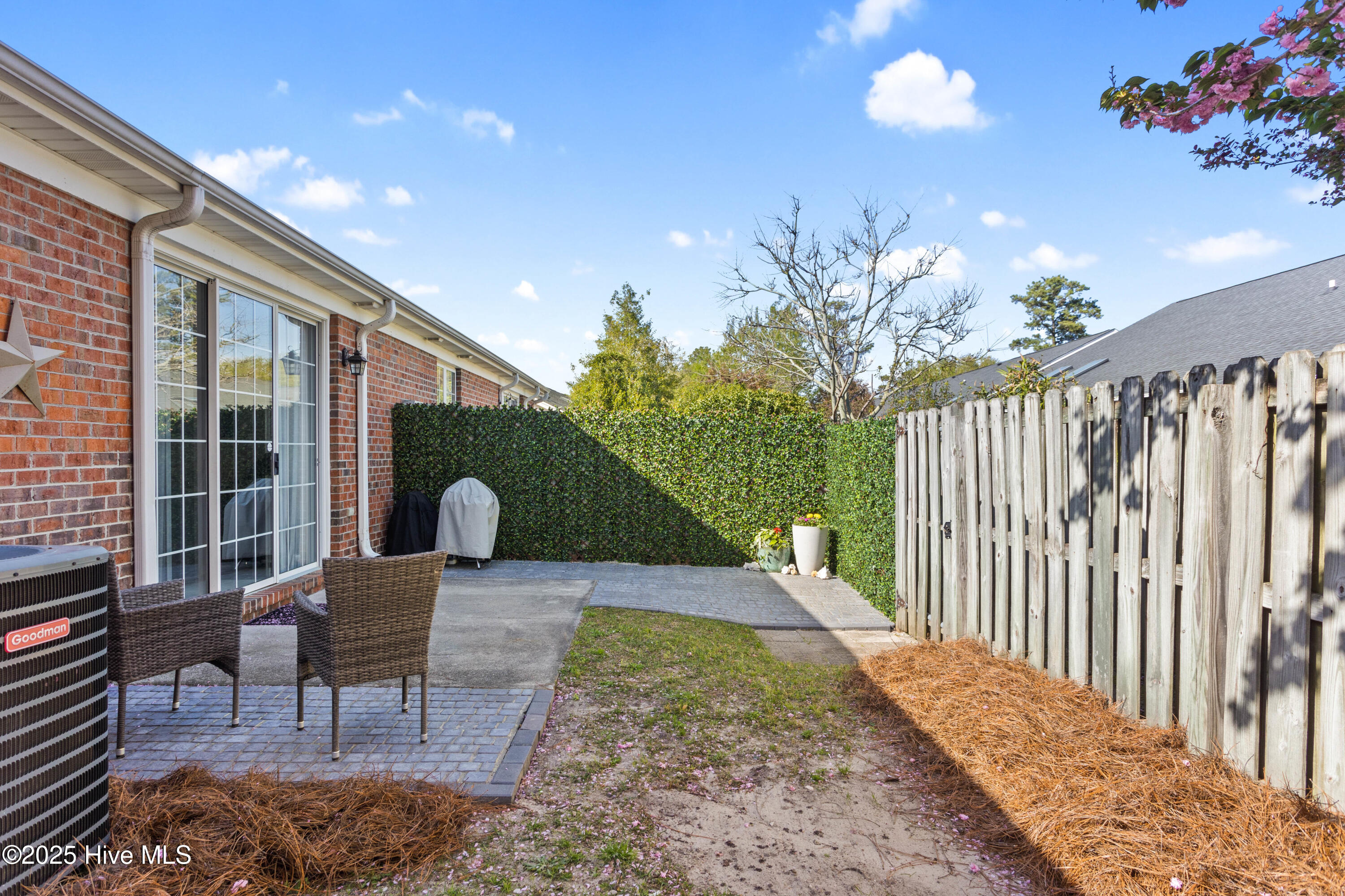 5006 Carleton Drive Unit 90