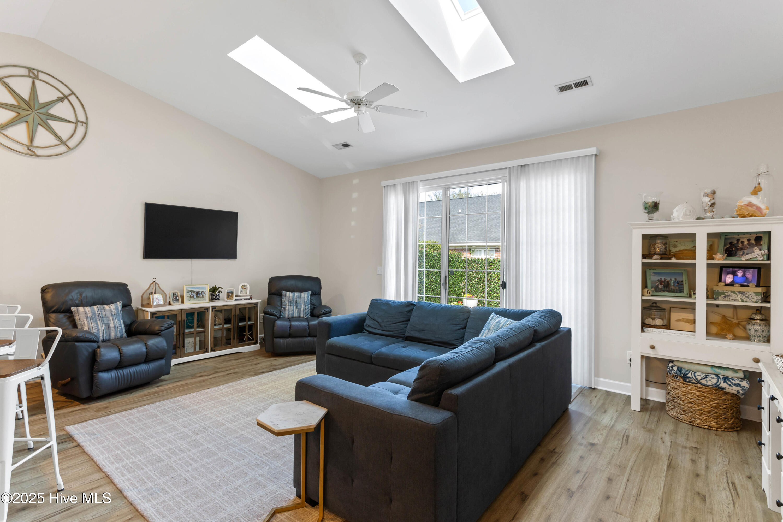 5006 Carleton Drive Unit 90