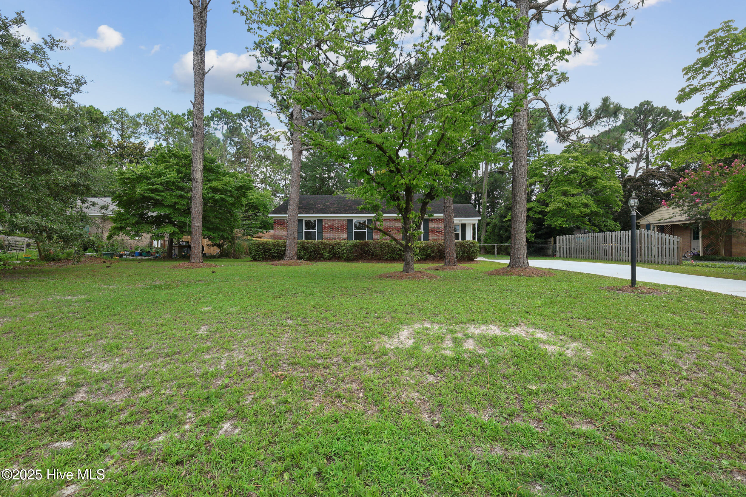 410 N Crestwood Drive
