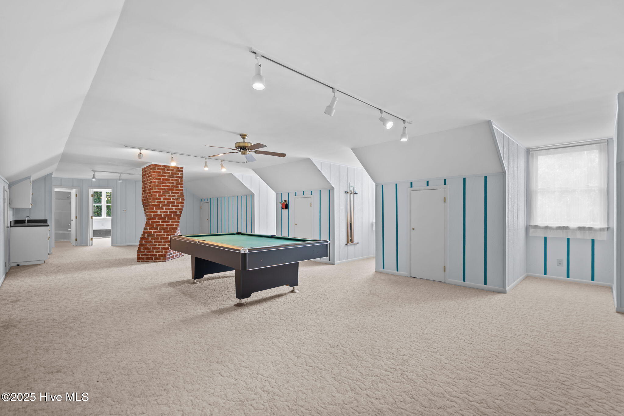 8033 Malpass Corner Road