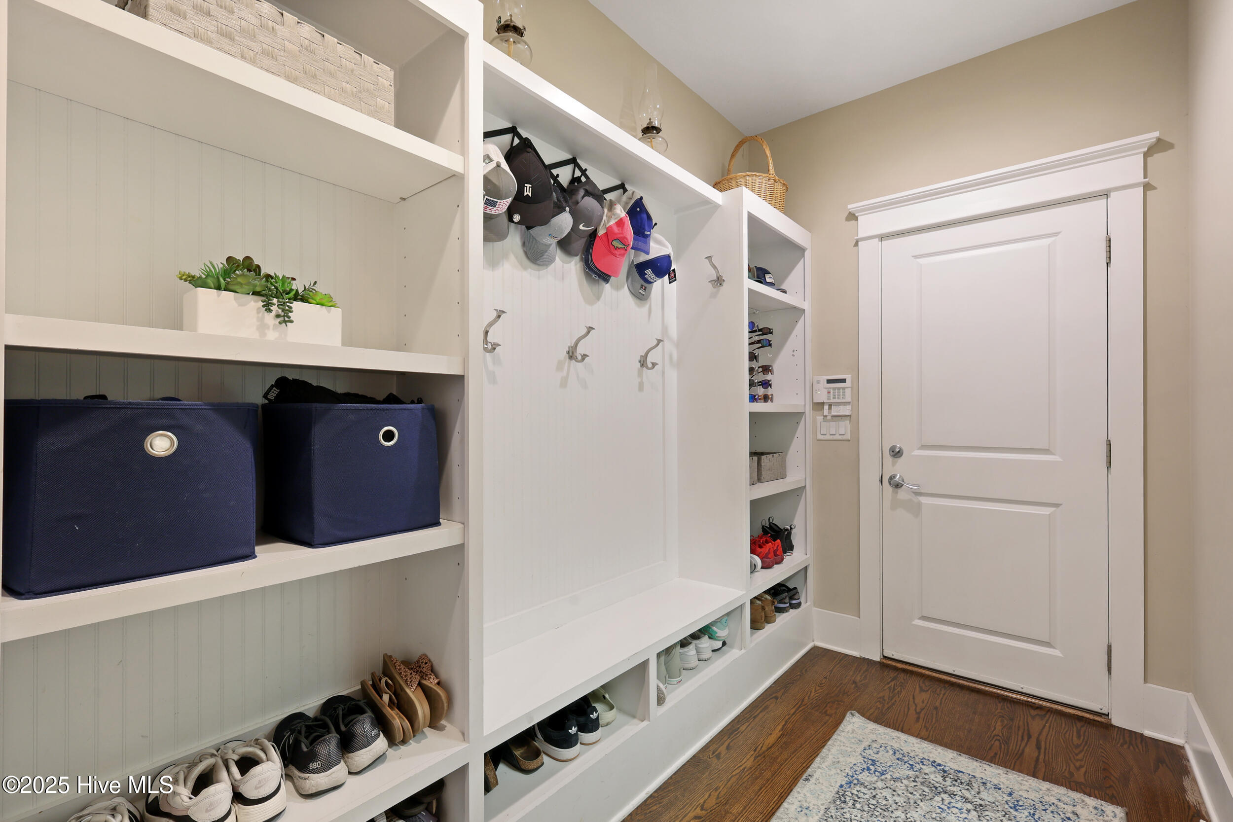 2101 Cokesbury Court