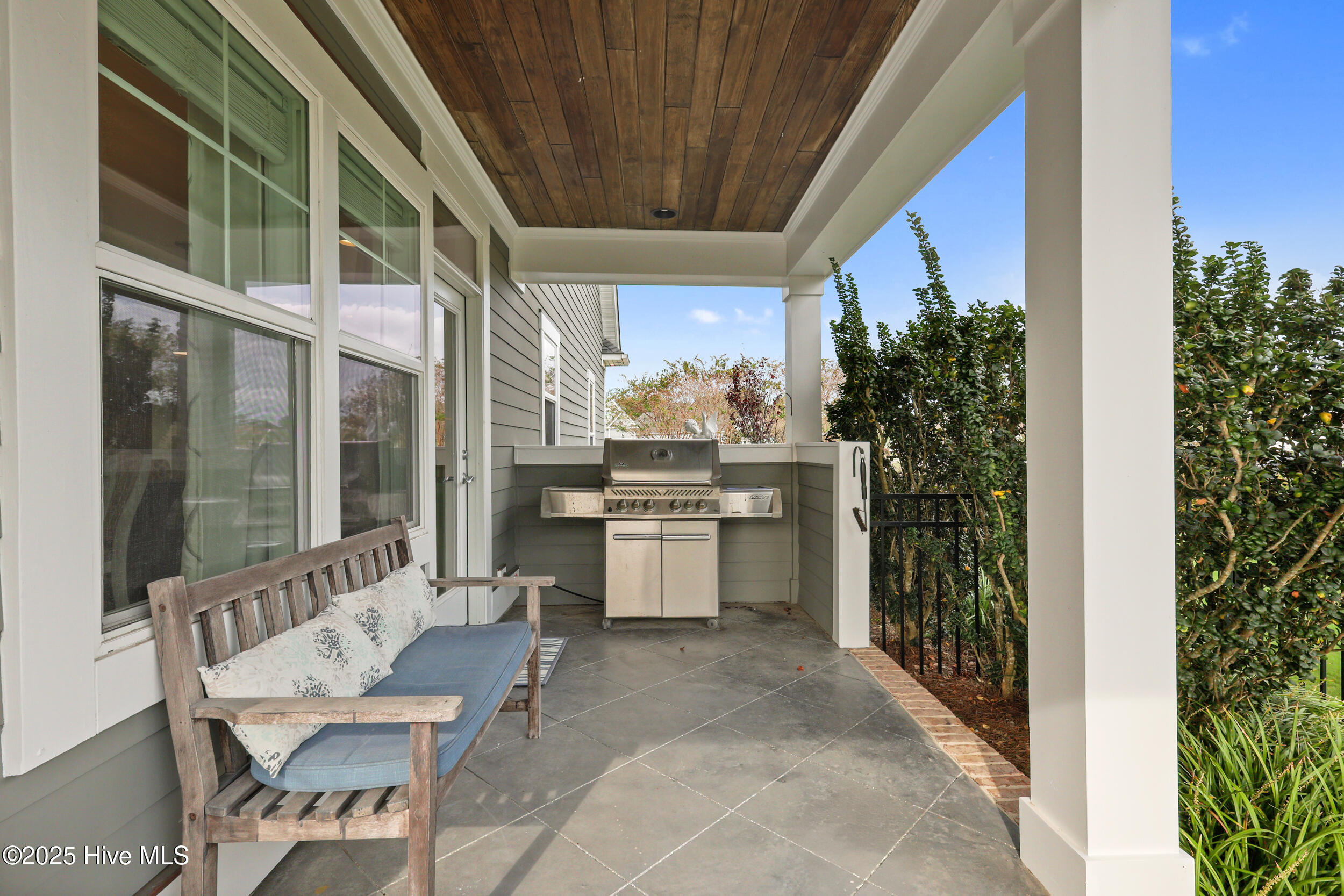 2101 Cokesbury Court