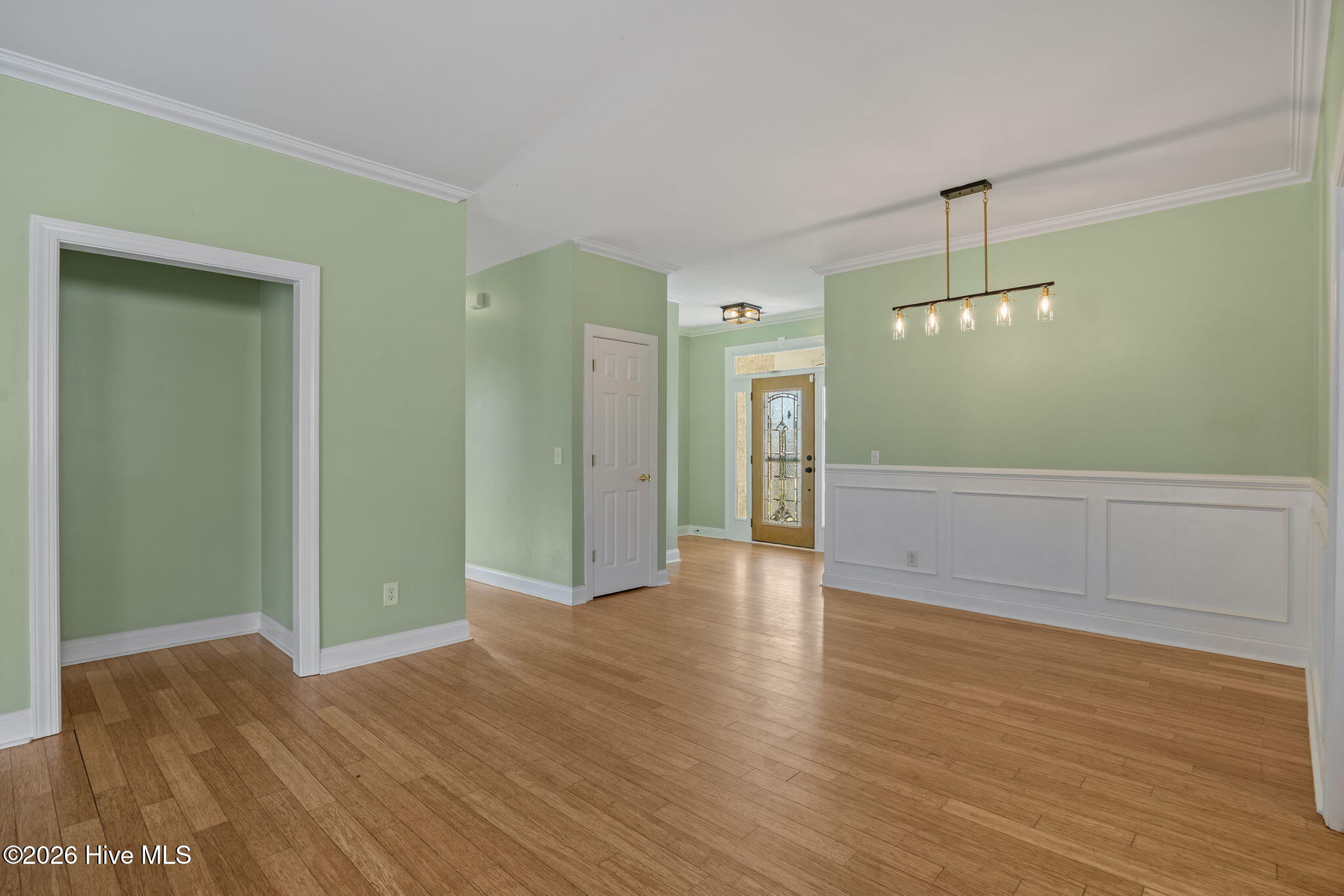 1258 Nightingale Court