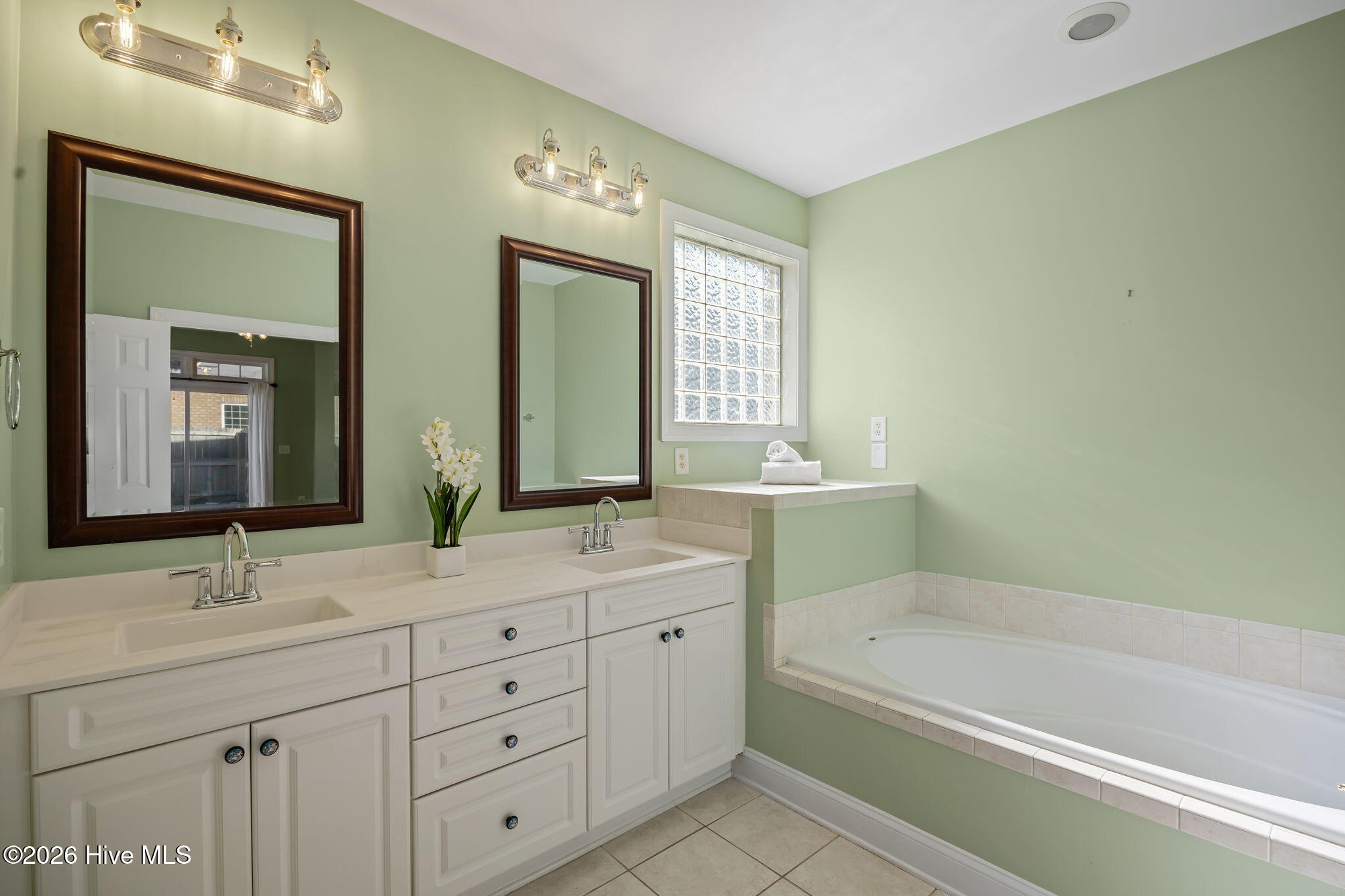 1258 Nightingale Court