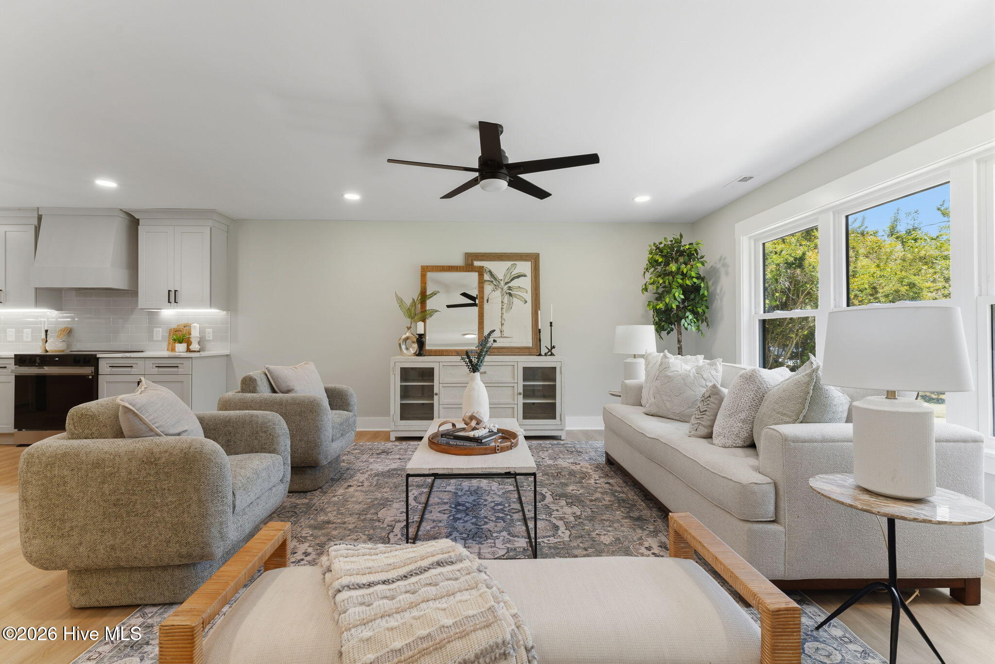 3928 Gillette Drive
