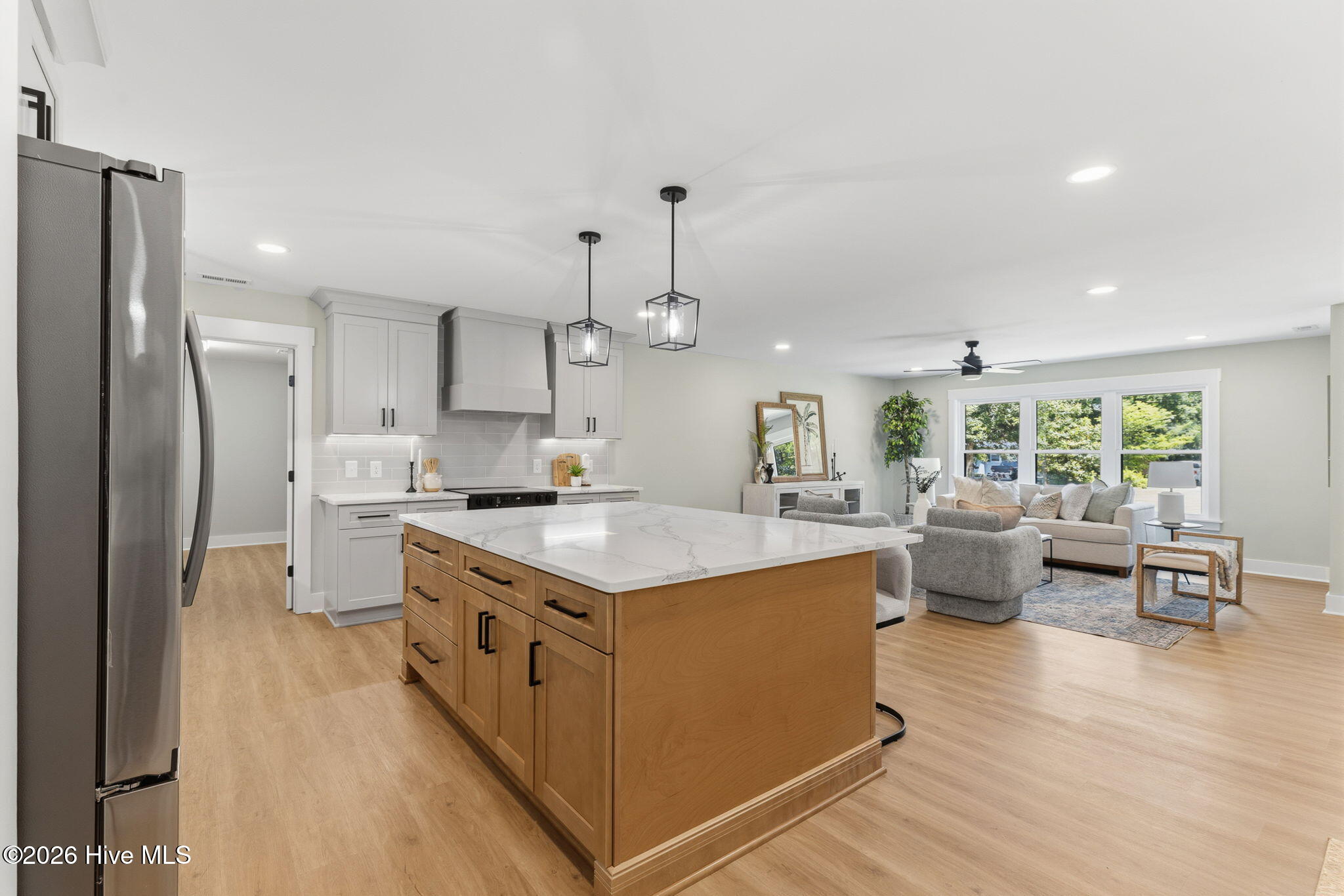 3928 Gillette Drive