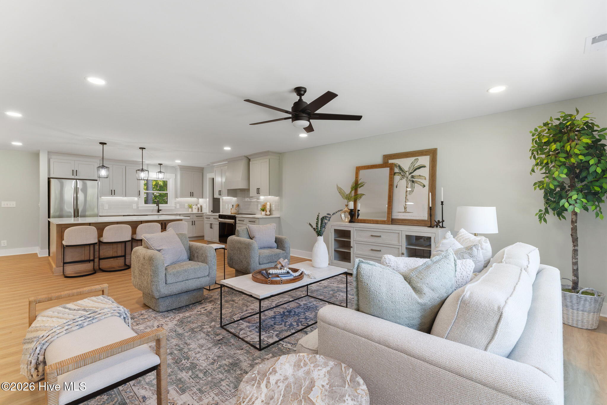 3928 Gillette Drive