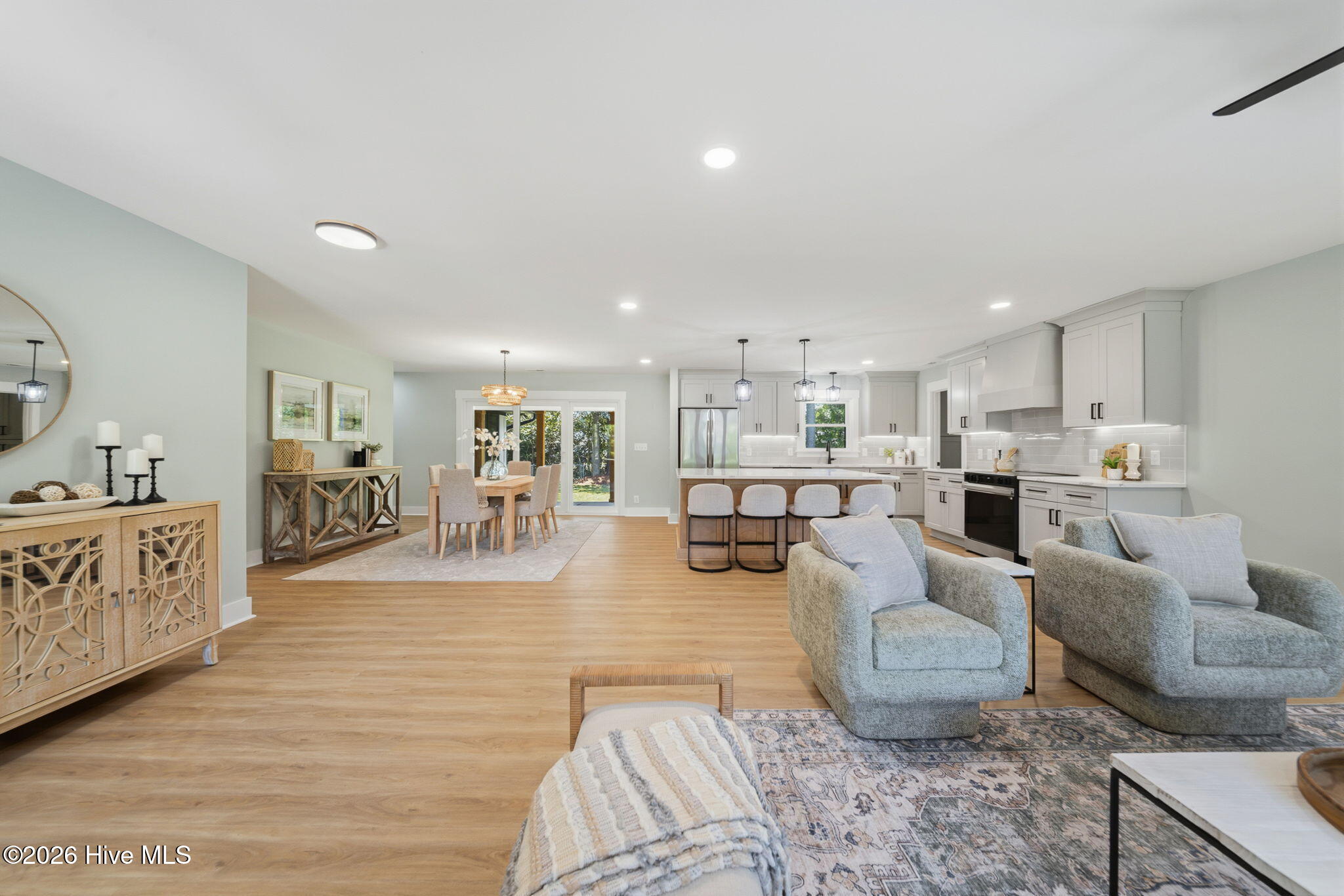 3928 Gillette Drive