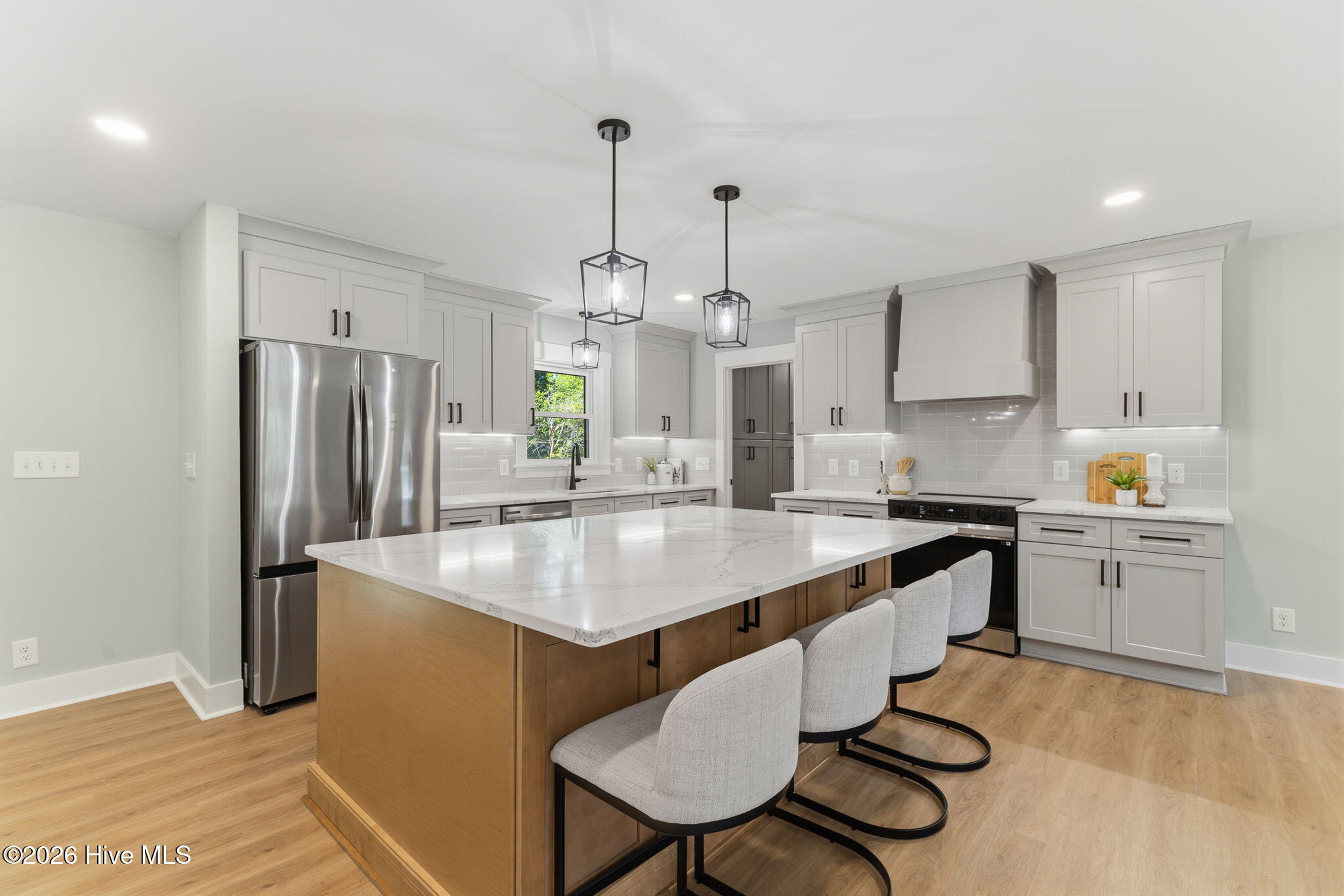 3928 Gillette Drive