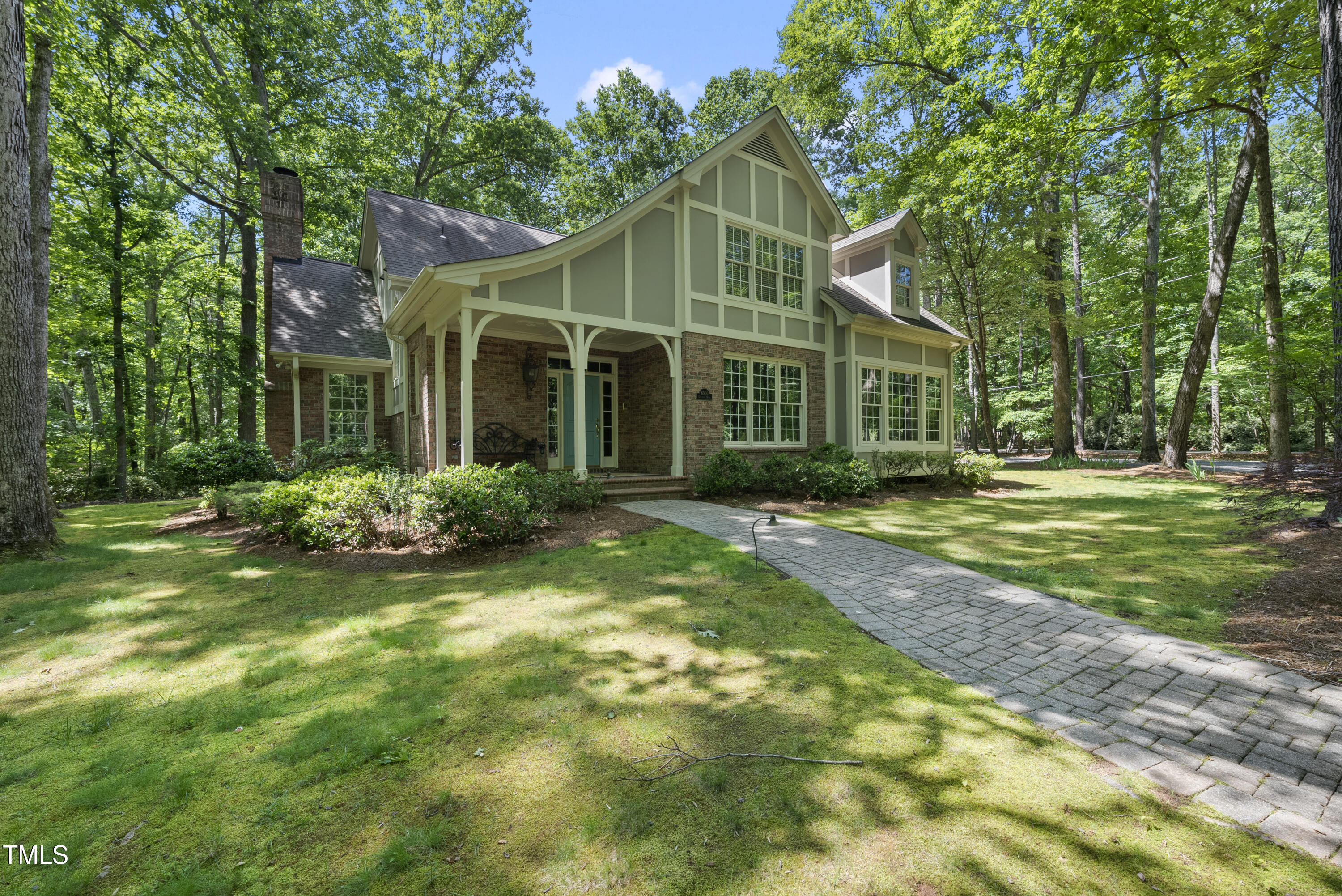 6000 Canadero Drive