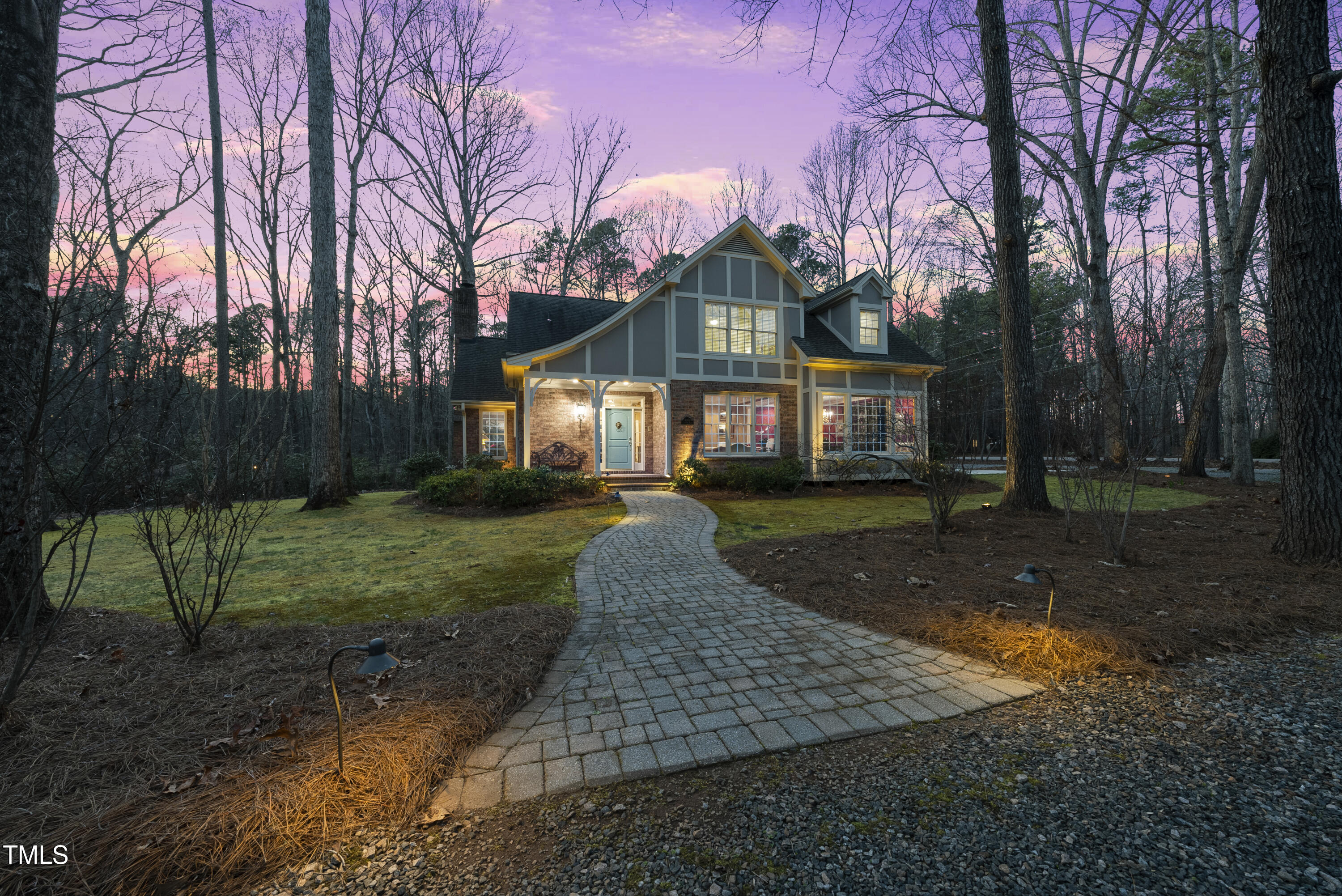 6000 Canadero Drive