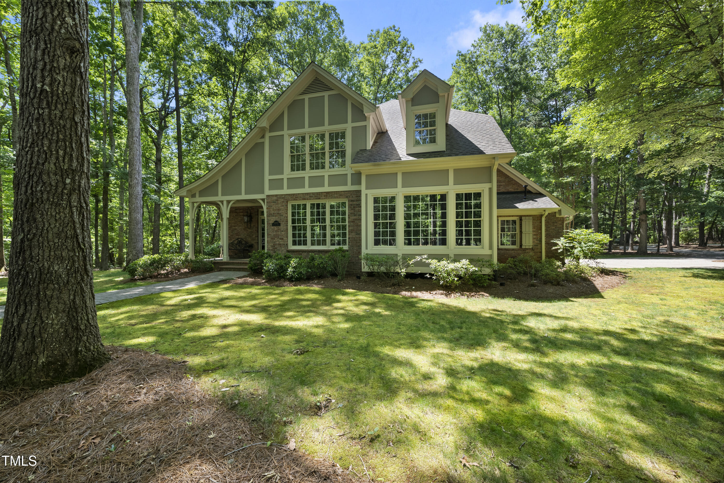 6000 Canadero Drive