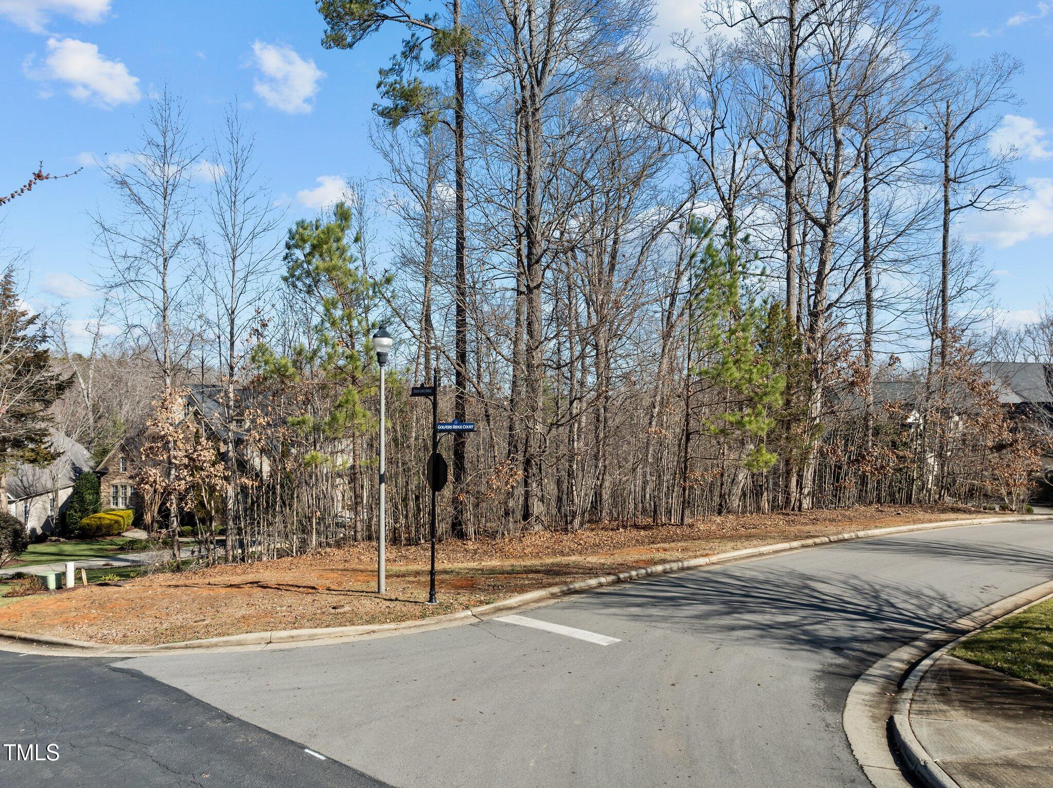 15 Golfers Ridge Court