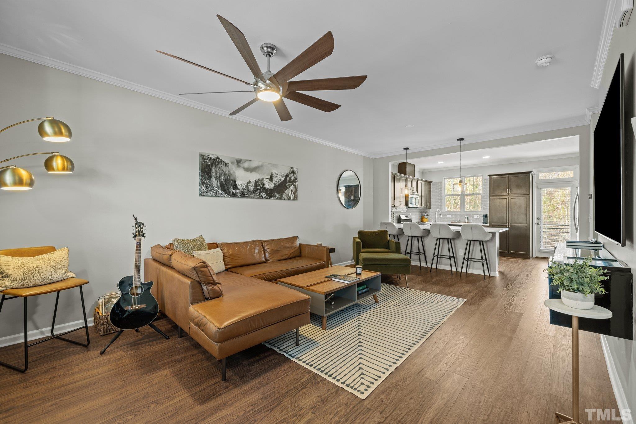 1605 Crafton Way