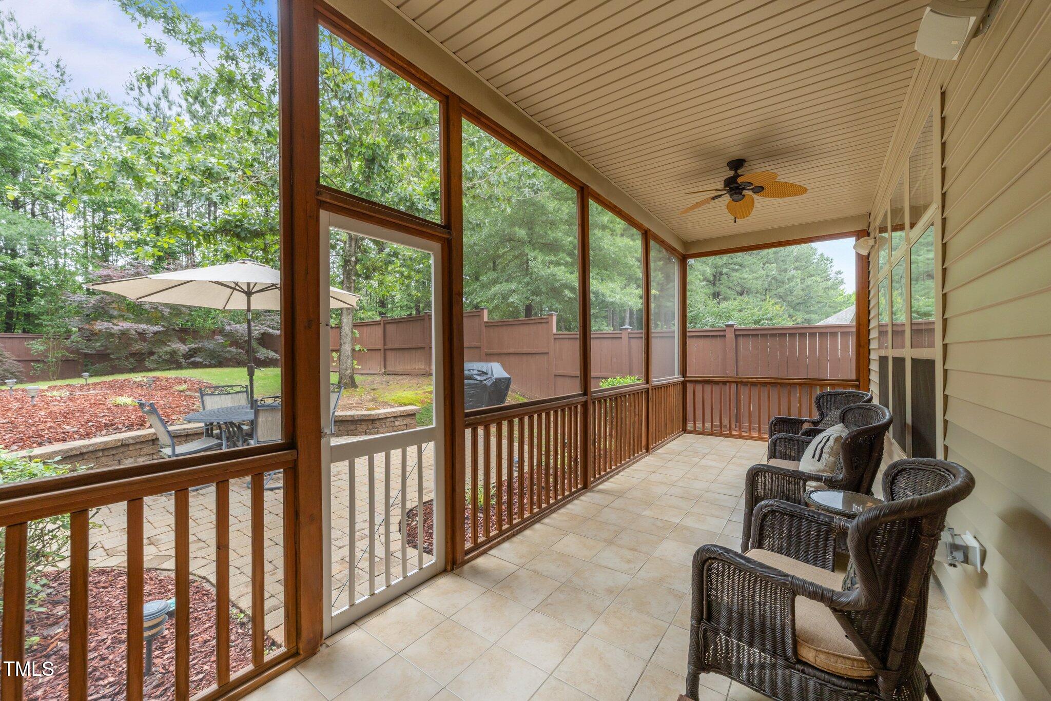 7768 Berry Crest Avenue