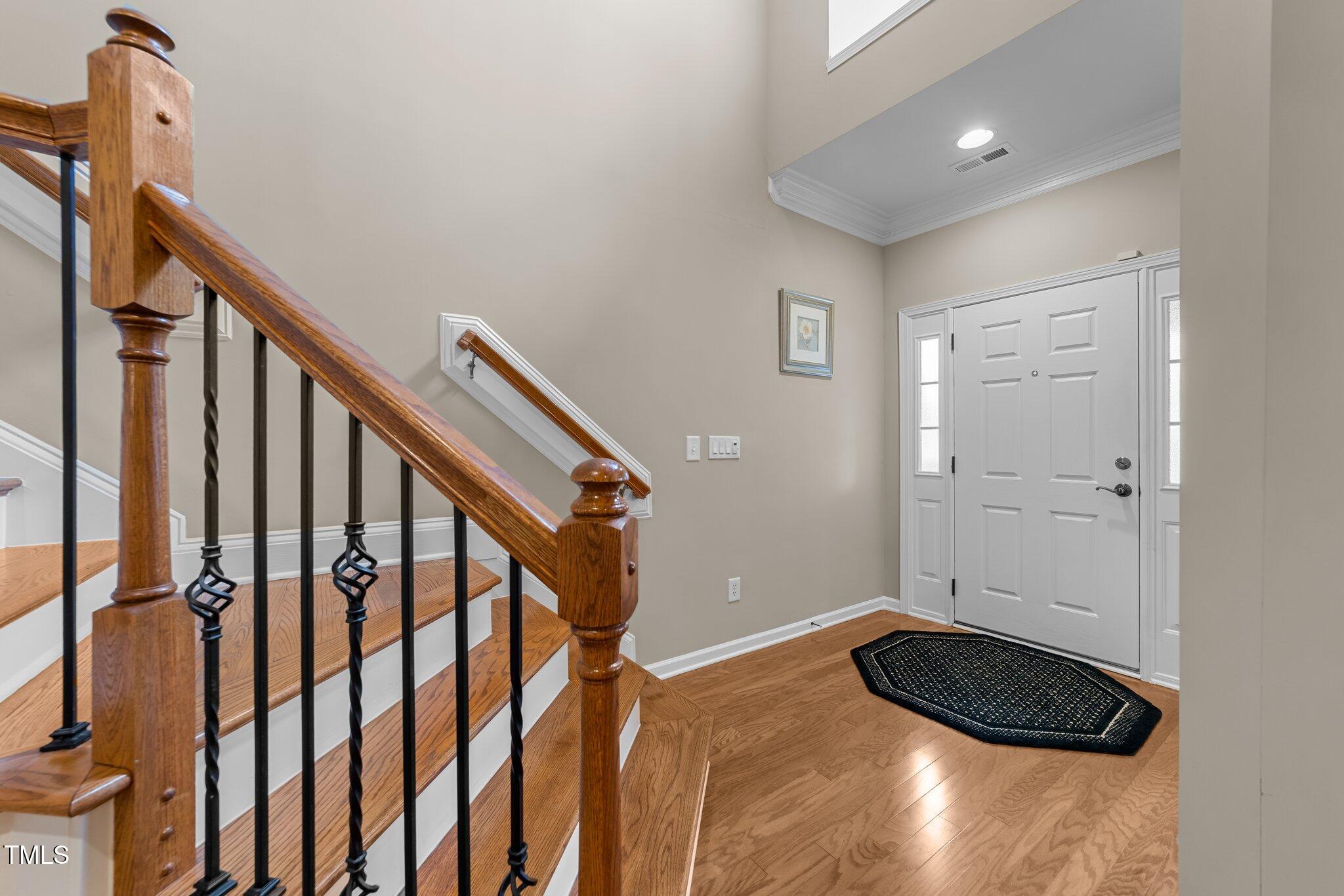 7768 Berry Crest Avenue