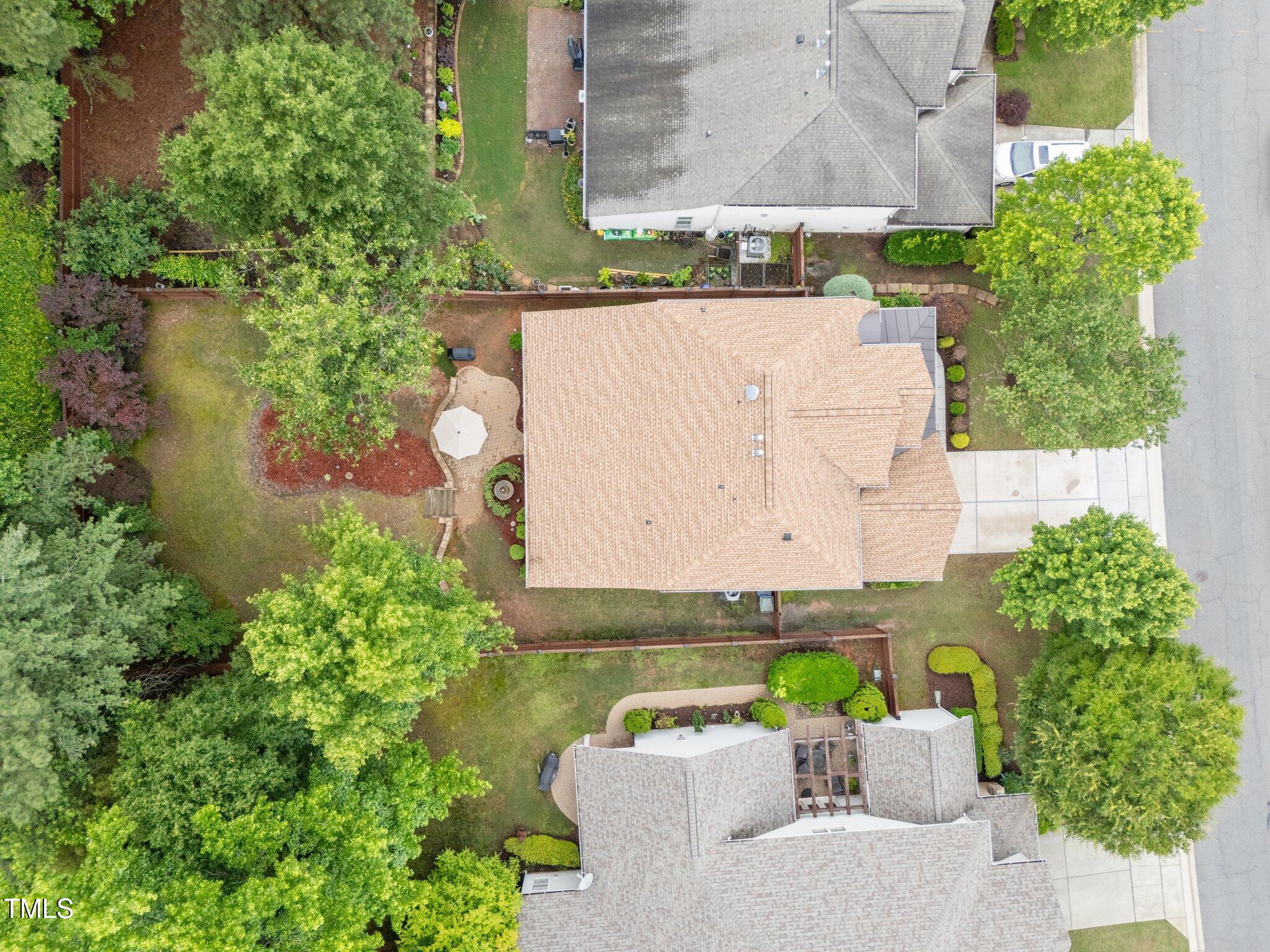 7768 Berry Crest Avenue