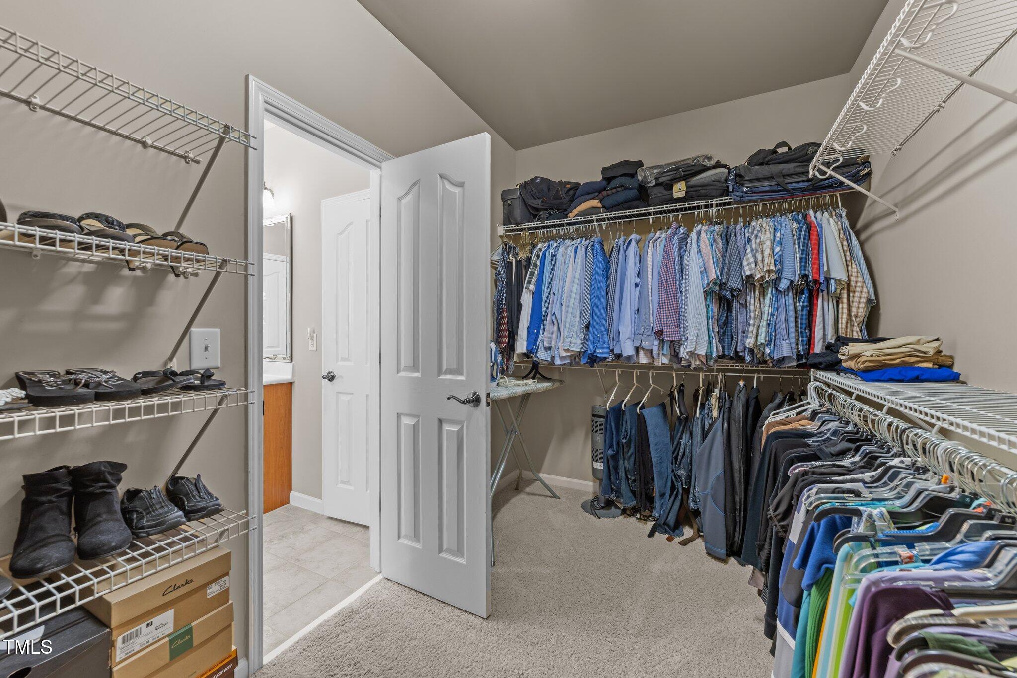 7768 Berry Crest Avenue