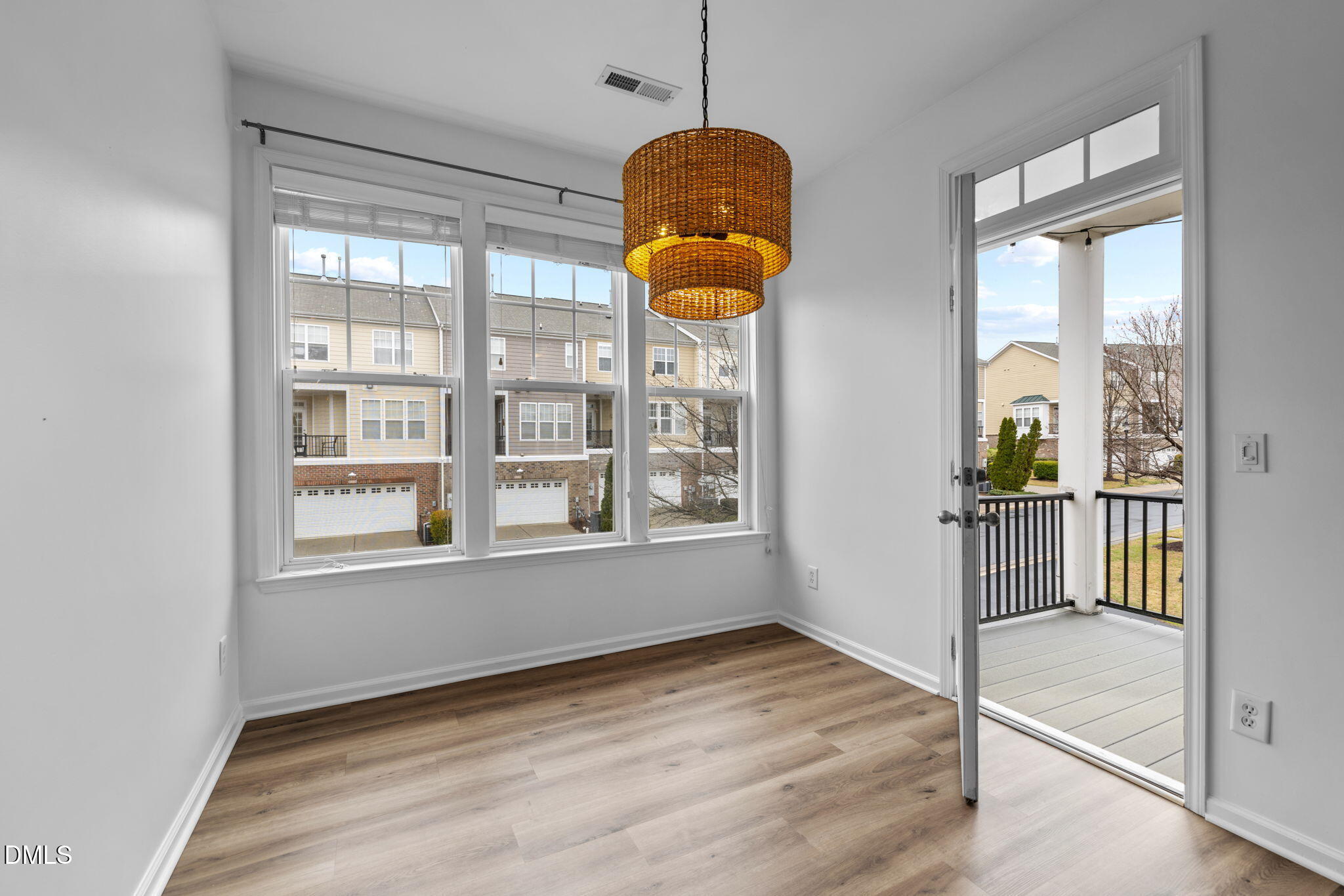 10122 Glen Autumn Road