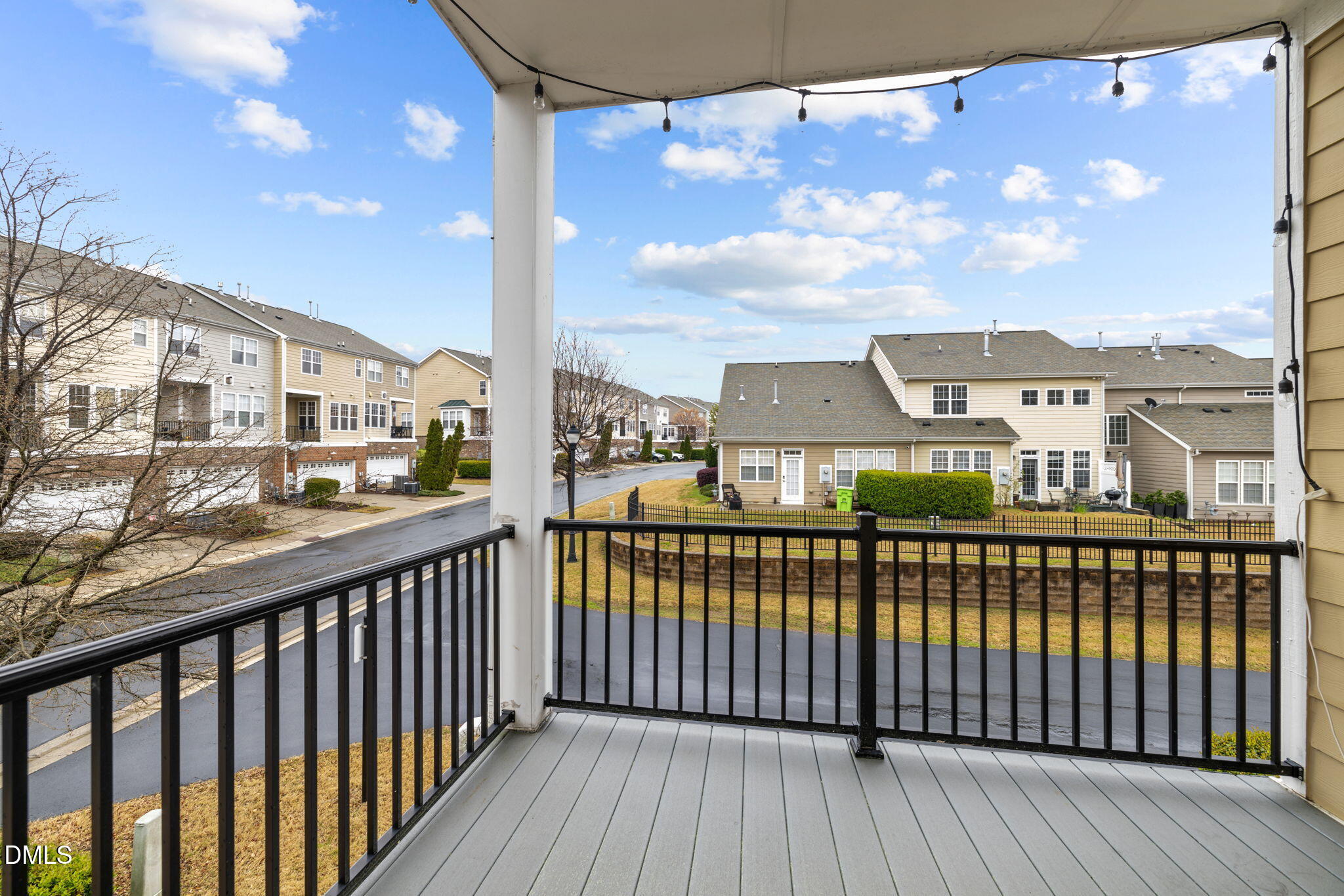 10122 Glen Autumn Road