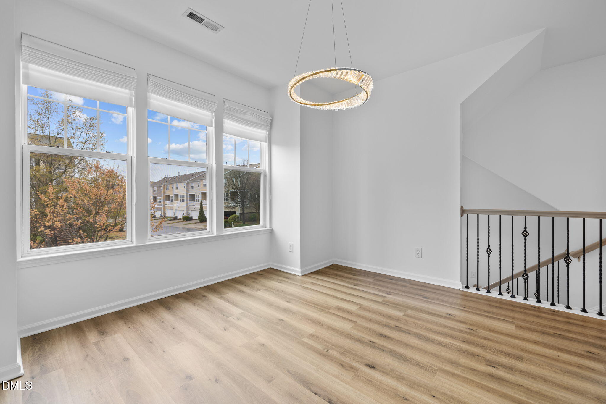 10122 Glen Autumn Road